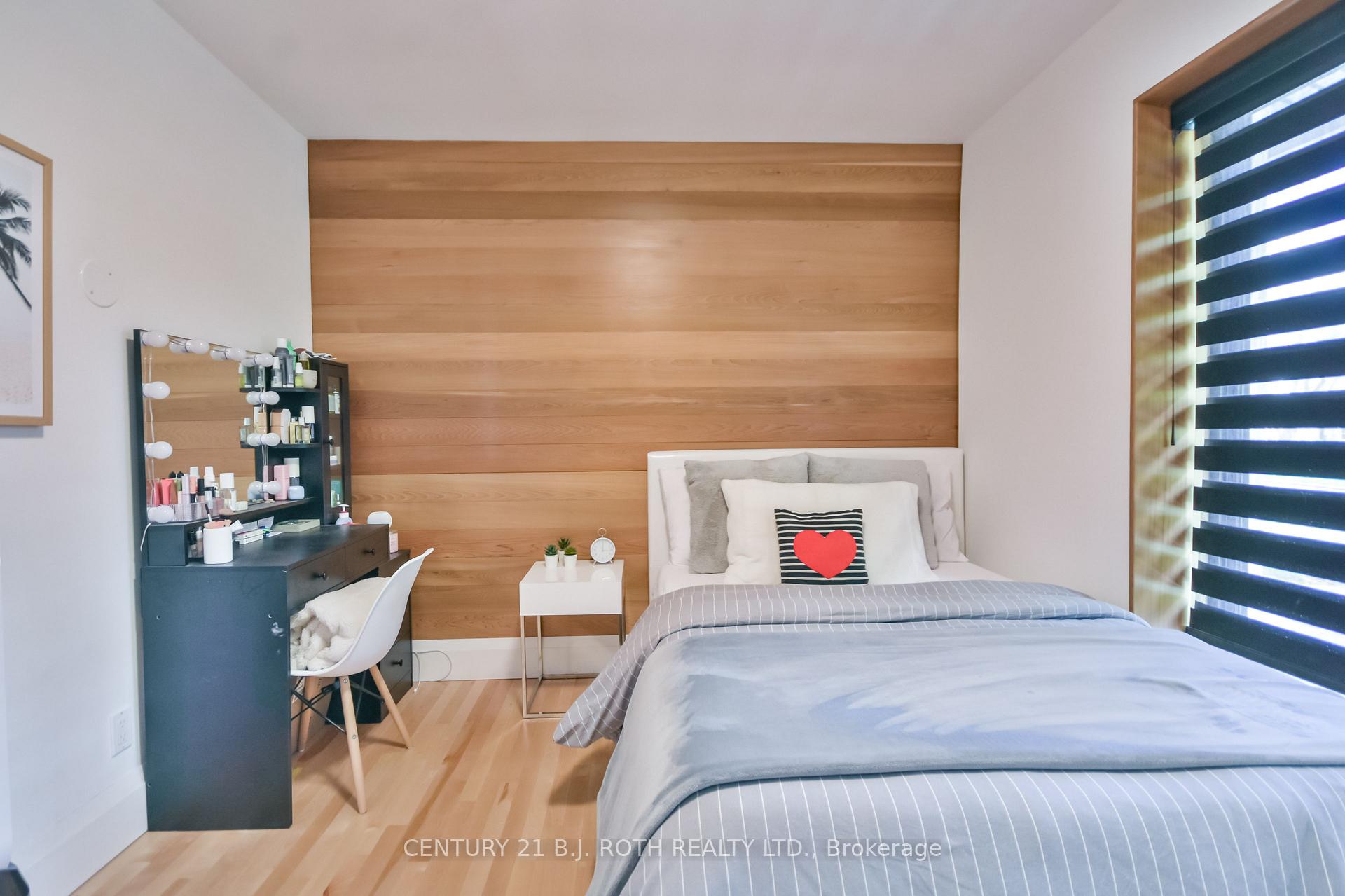 Photo 25 of 20 Weldon Street, Barrie, Codrington — HOMEH