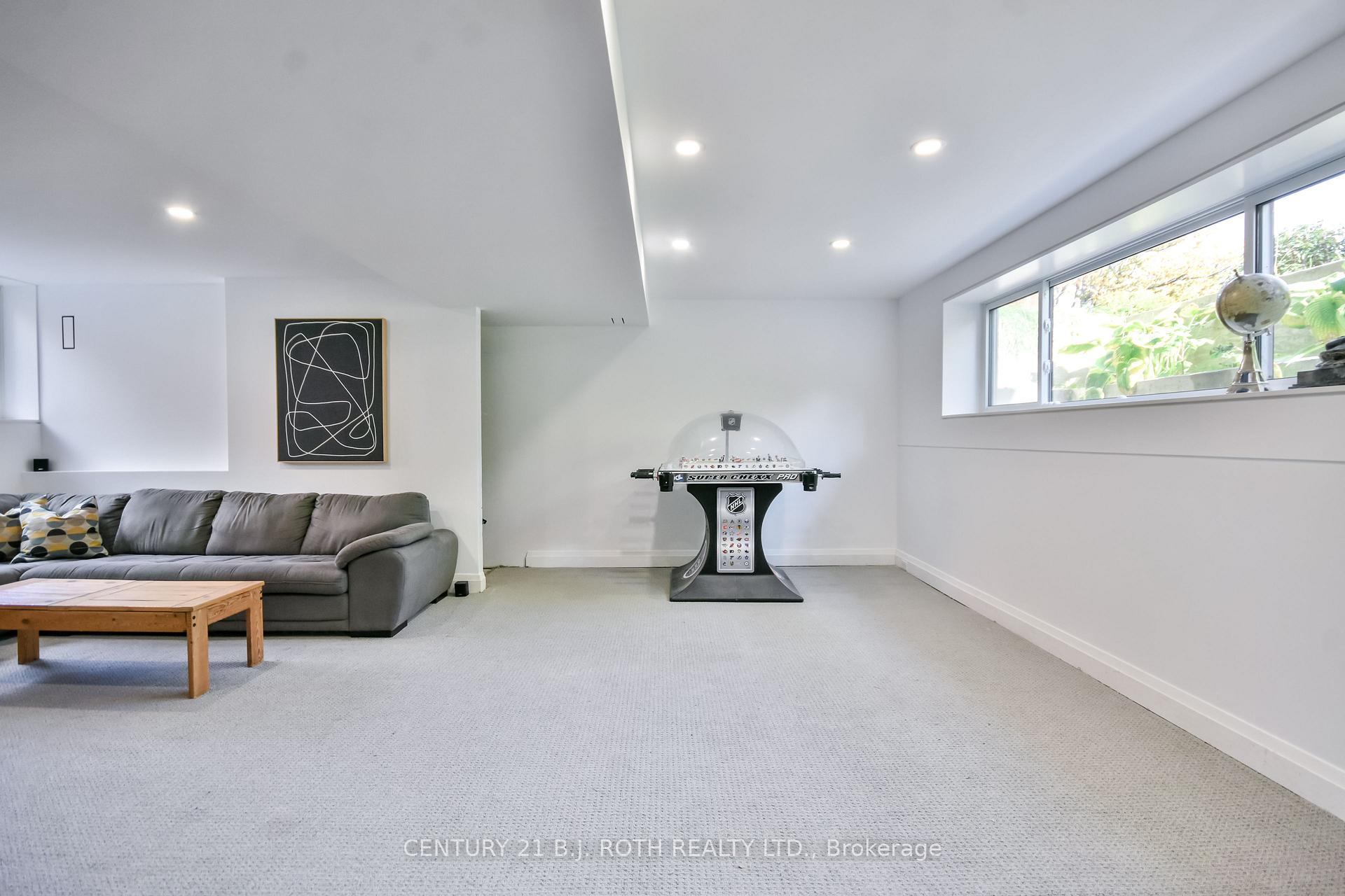 Photo 33 of 20 Weldon Street, Barrie, Codrington — HOMEH
