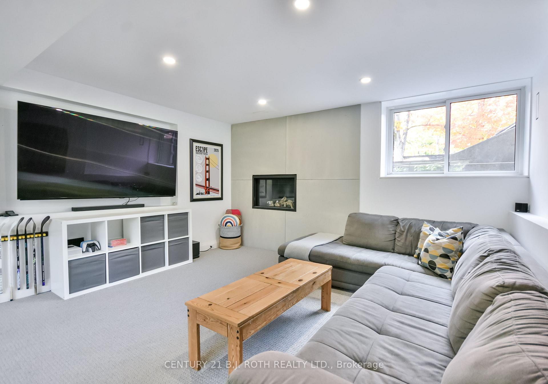 Photo 35 of 20 Weldon Street, Barrie, Codrington — HOMEH