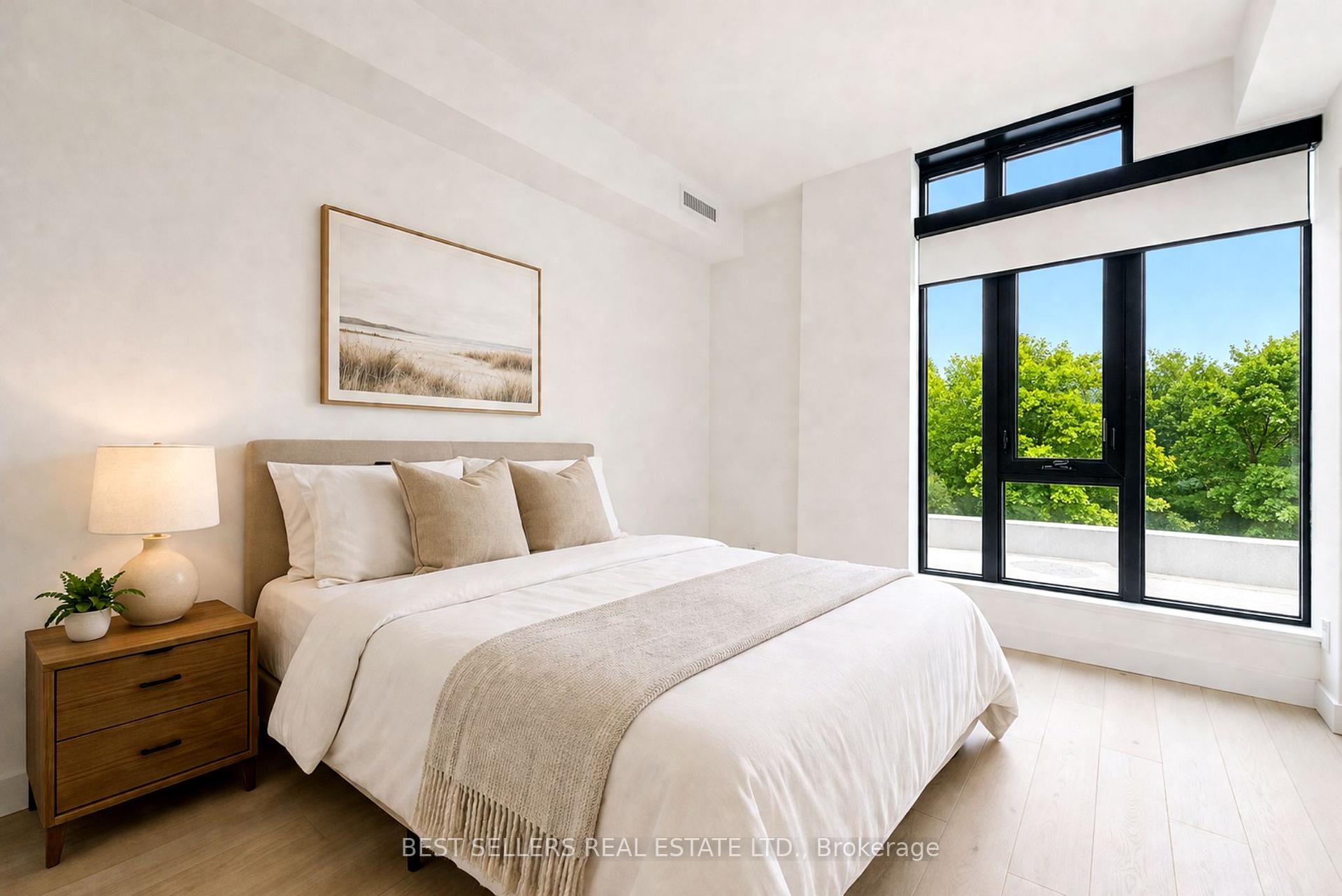 Photo 10 of Unit 611, 160 Kingsway Crescent, Etobicoke, Kingsway South — HOMEH