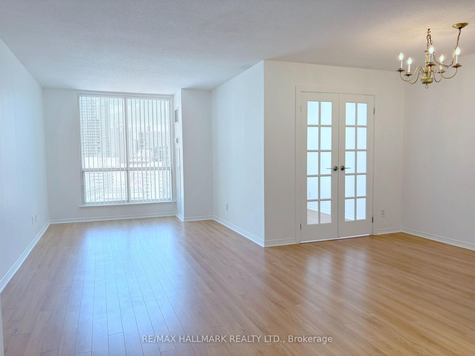 Photo 10 of Unit 3206, 25 The Esplanade, Toronto, Waterfront Communities — HOMEH