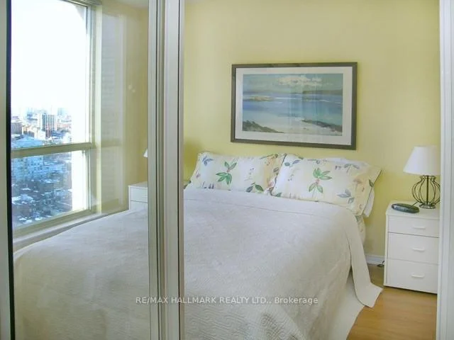 Photo 6 of Unit 3206, 25 The Esplanade, Toronto, Waterfront Communities — HOMEH