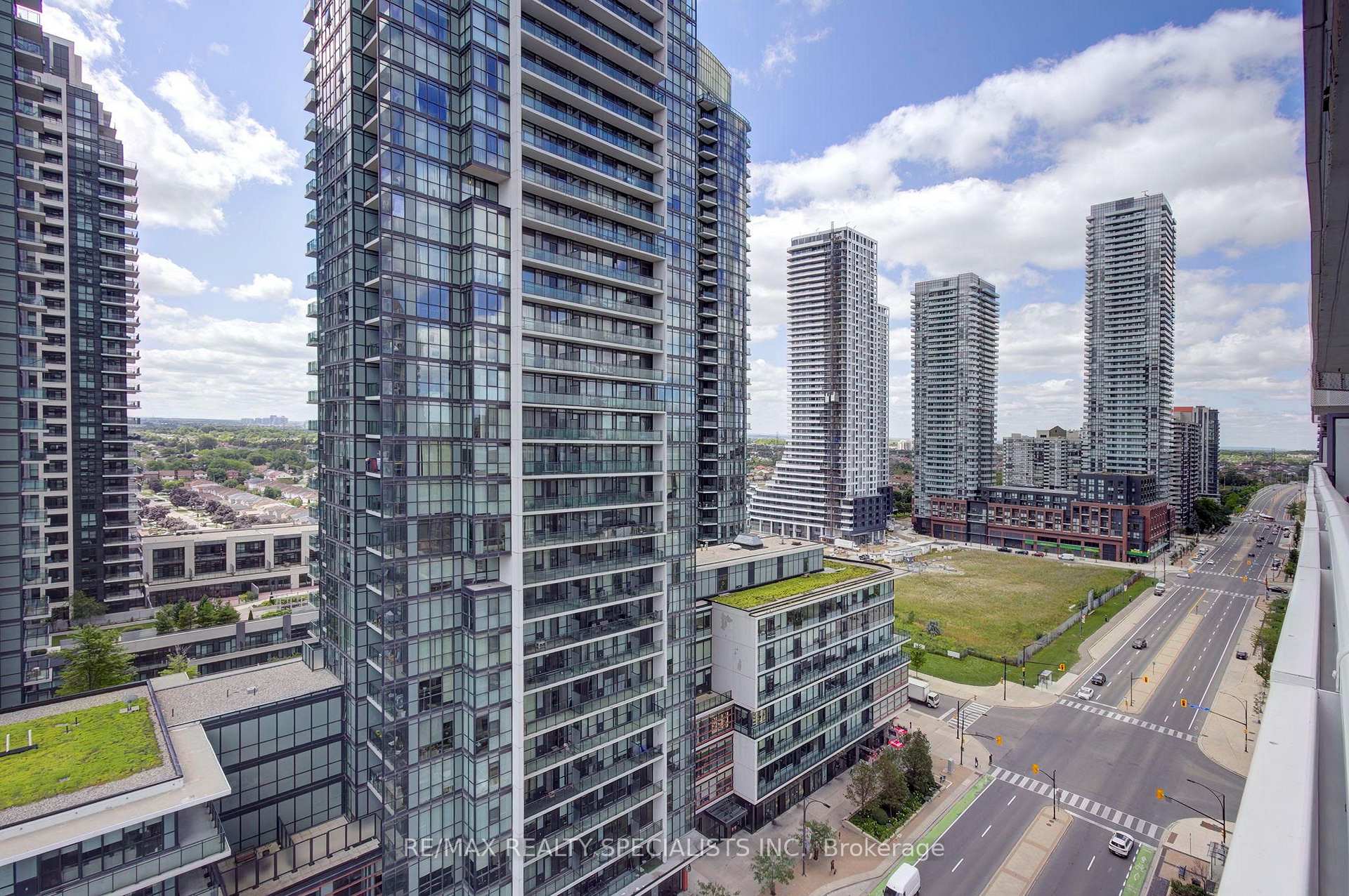 Photo 22 of Unit 1611, 4065 Confederation Parkway, Mississauga, City Centre — HOMEH