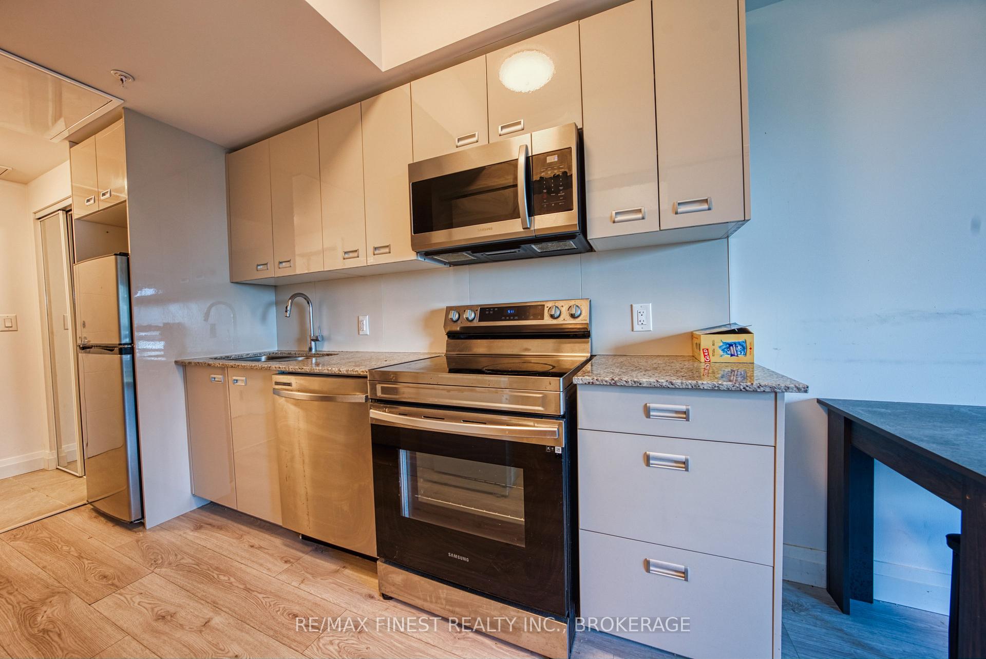 Photo 4 of Unit 505, 652 Princess Street, Kingston, Central City East — HOMEH