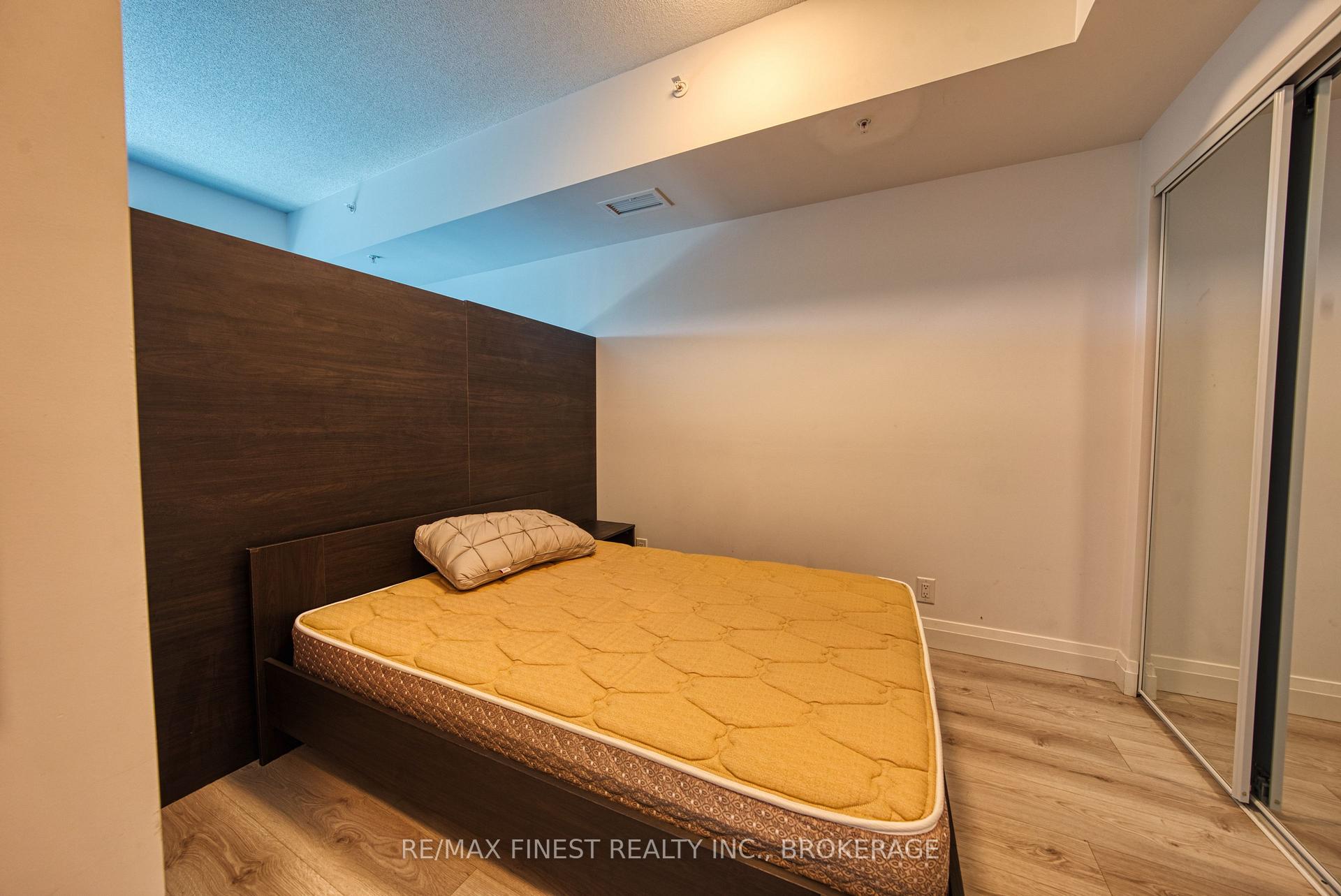 Photo 10 of Unit 505, 652 Princess Street, Kingston, Central City East — HOMEH