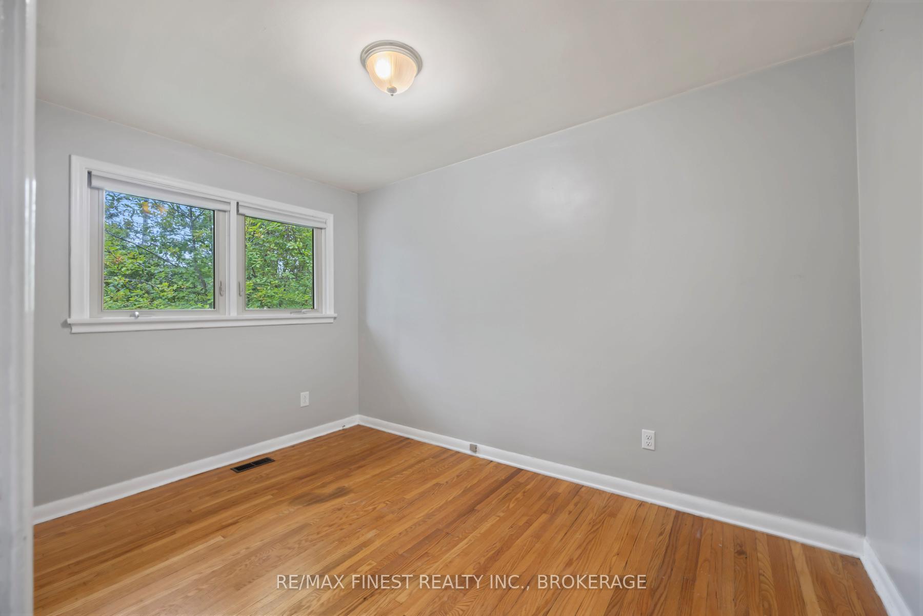 Photo 30 of 140 Liddell Crescent, Kingston, Central City West — HOMEH