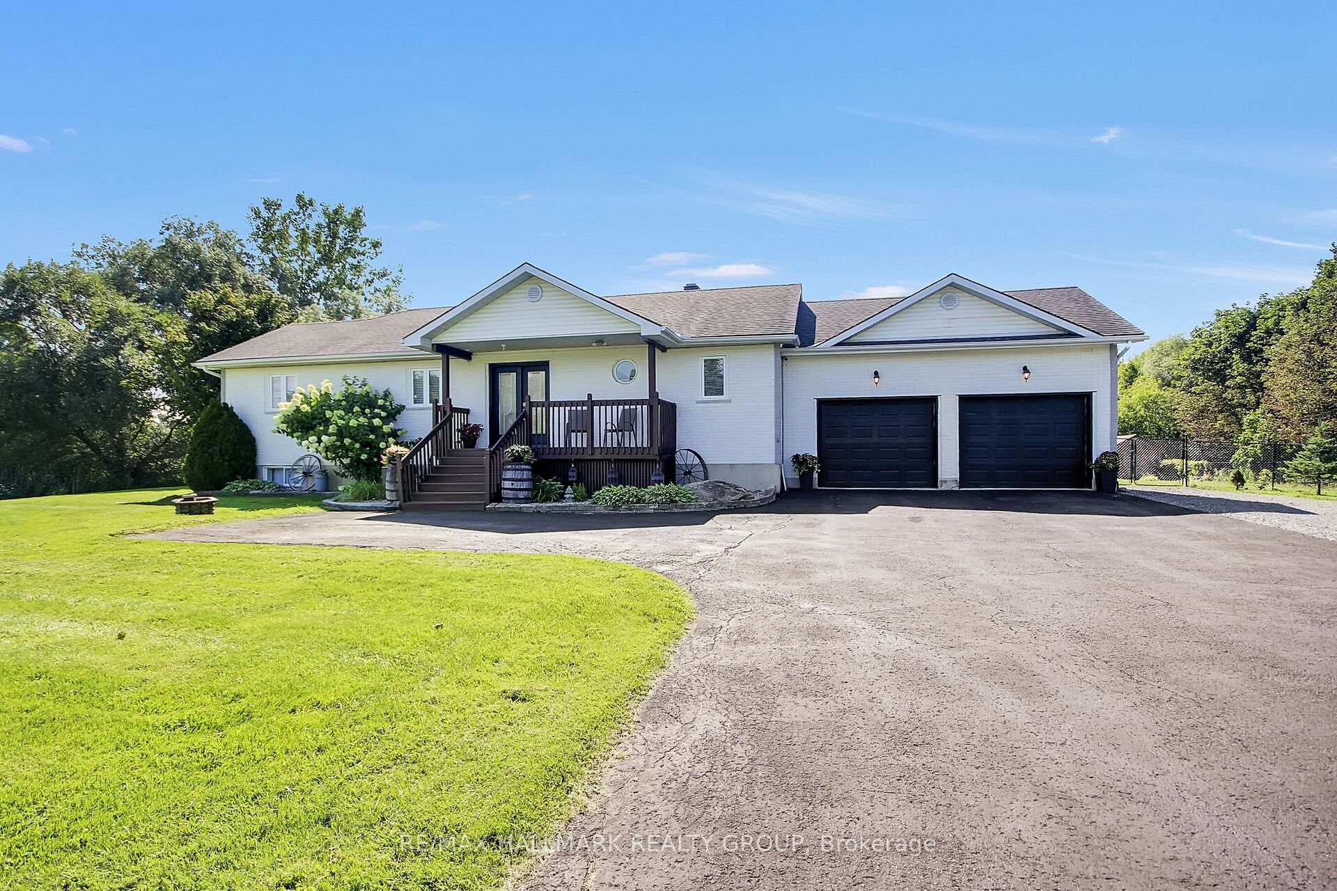 Photo 3 of 7414 Dawn Tara Drive, Ottawa, Osgoode Twp North of Reg Rd 6 — HOMEH