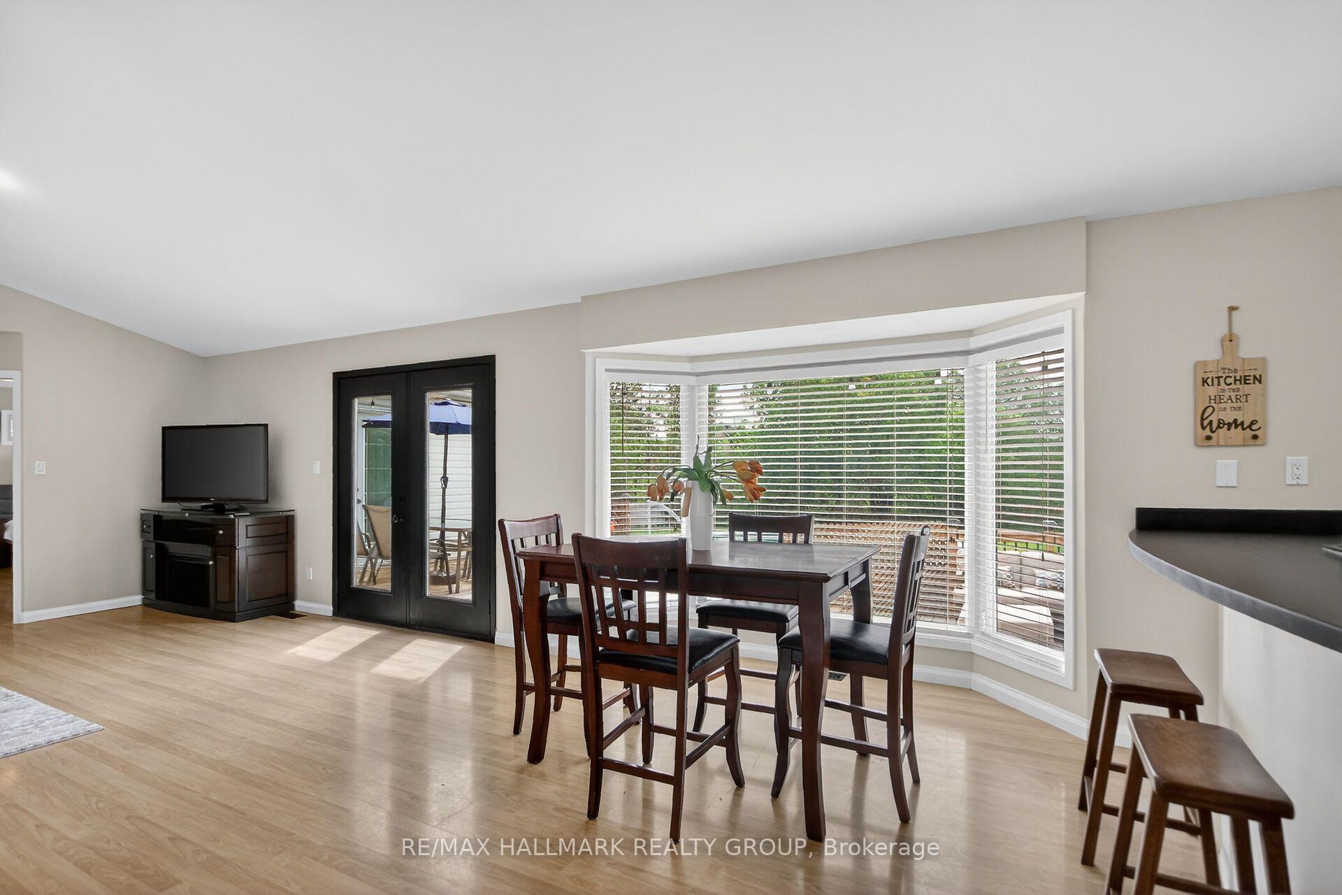 Photo 8 of 7414 Dawn Tara Drive, Ottawa, Osgoode Twp North of Reg Rd 6 — HOMEH