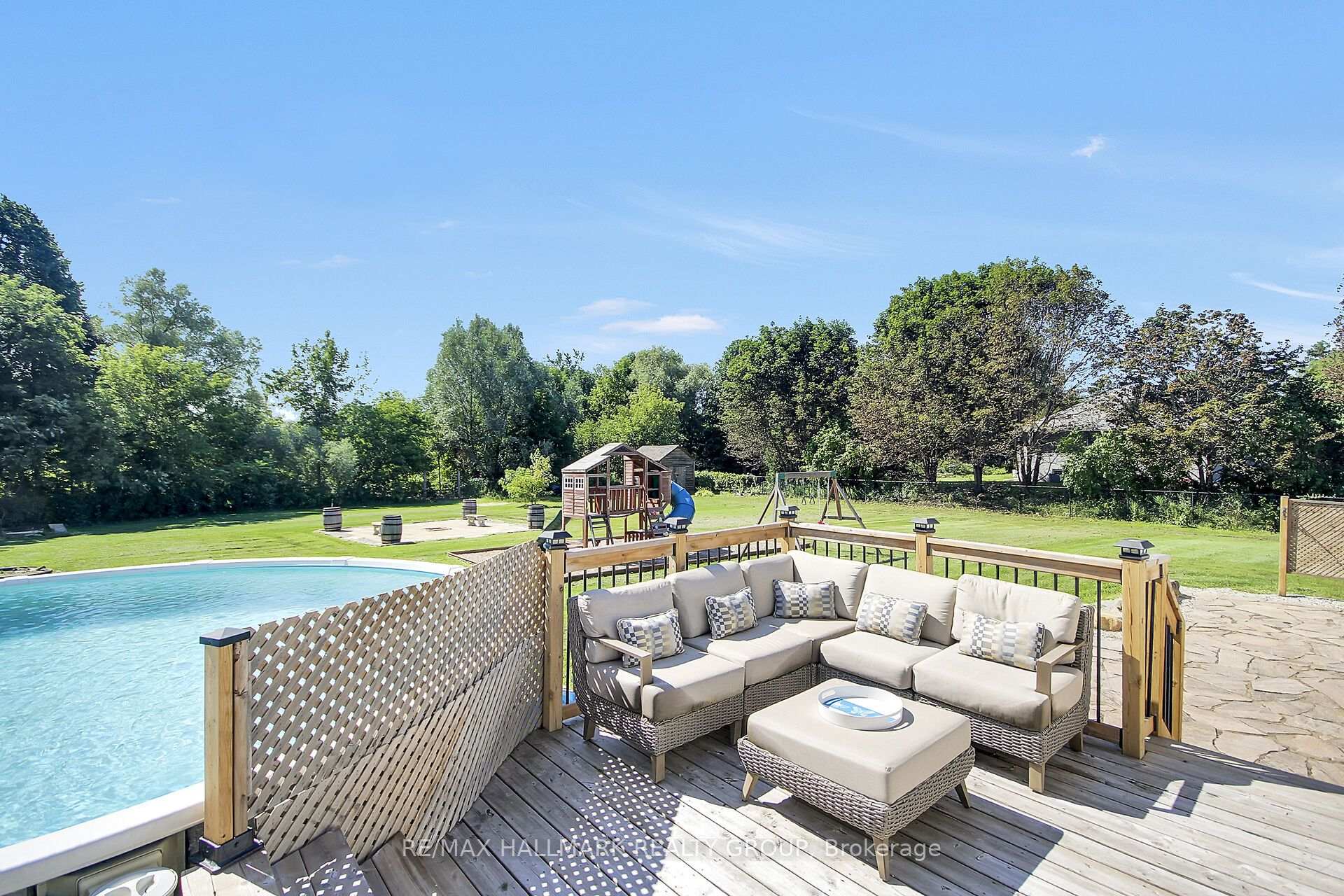 Photo 16 of 7414 Dawn Tara Drive, Ottawa, Osgoode Twp North of Reg Rd 6 — HOMEH