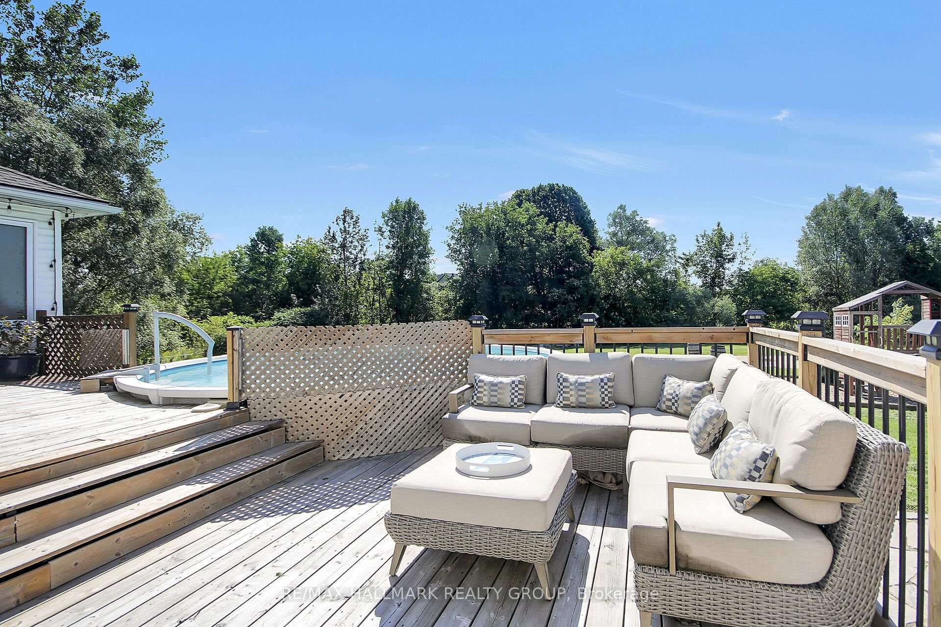 Photo 18 of 7414 Dawn Tara Drive, Ottawa, Osgoode Twp North of Reg Rd 6 — HOMEH