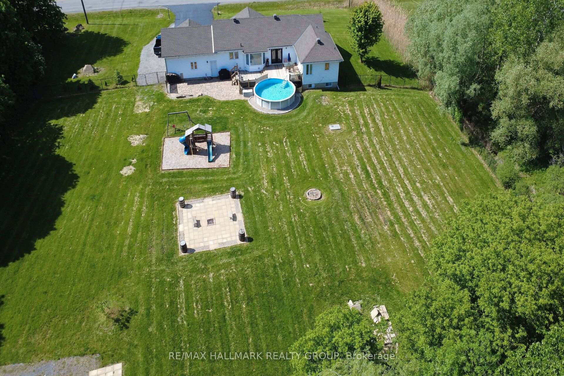 Photo 46 of 7414 Dawn Tara Drive, Ottawa, Osgoode Twp North of Reg Rd 6 — HOMEH
