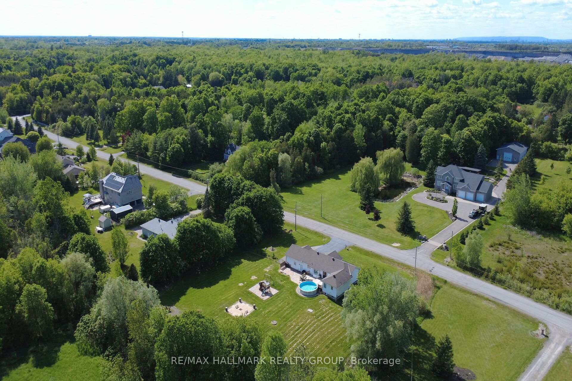 Photo 48 of 7414 Dawn Tara Drive, Ottawa, Osgoode Twp North of Reg Rd 6 — HOMEH