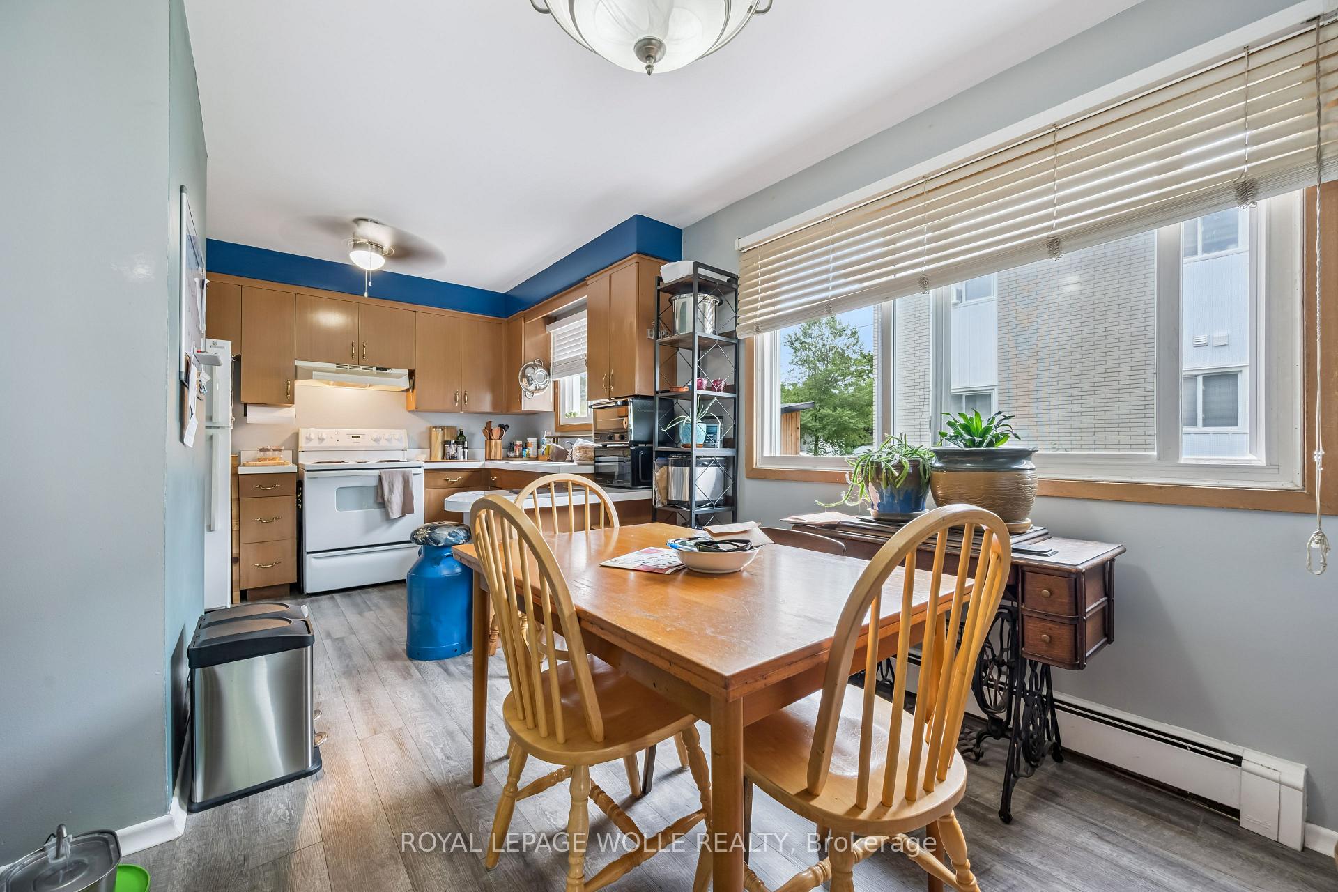 Photo 8 of 101 Secord Avenue, Kitchener, Heritage Park - Kitchener — HOMEH