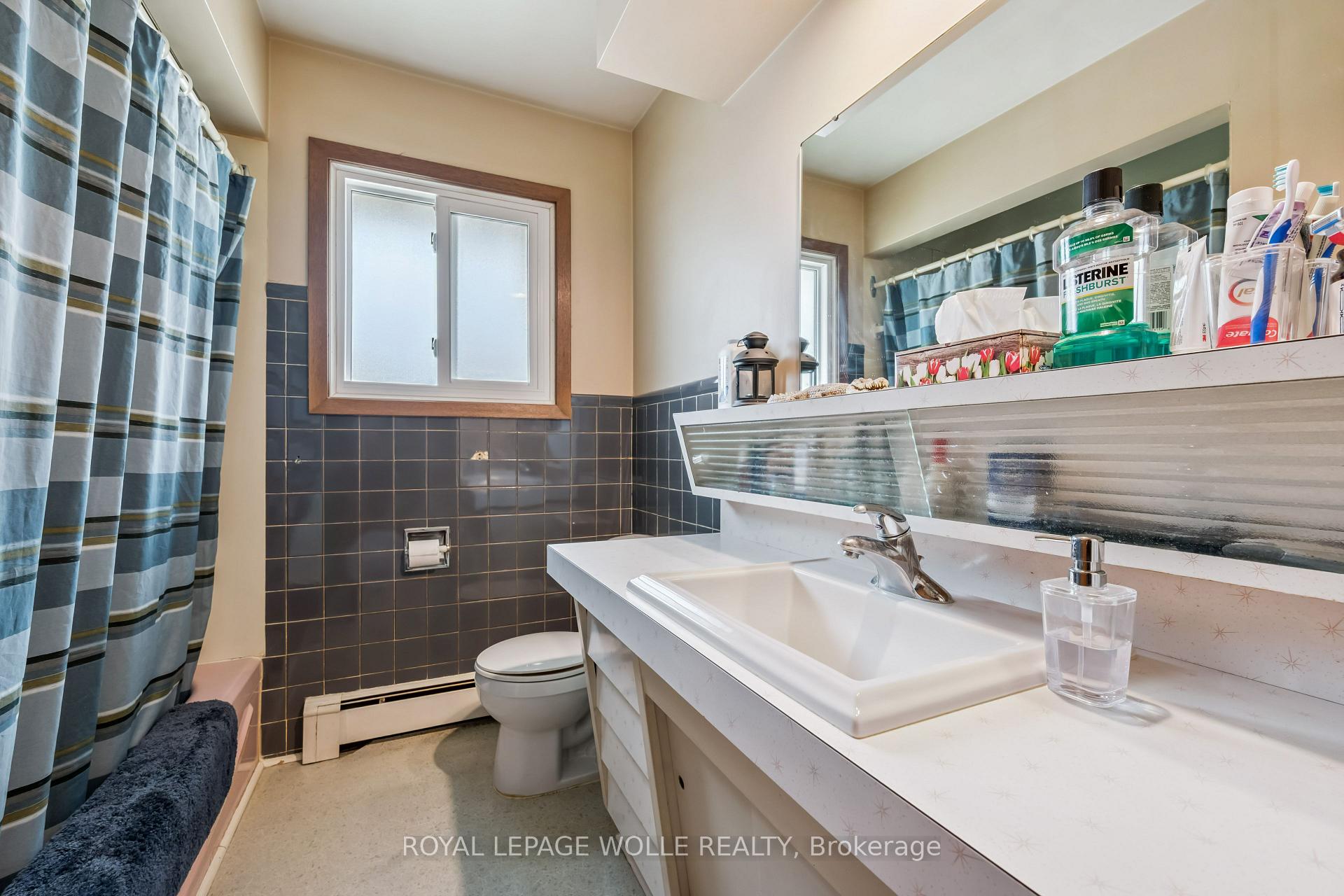 Photo 29 of 101 Secord Avenue, Kitchener, Heritage Park - Kitchener — HOMEH