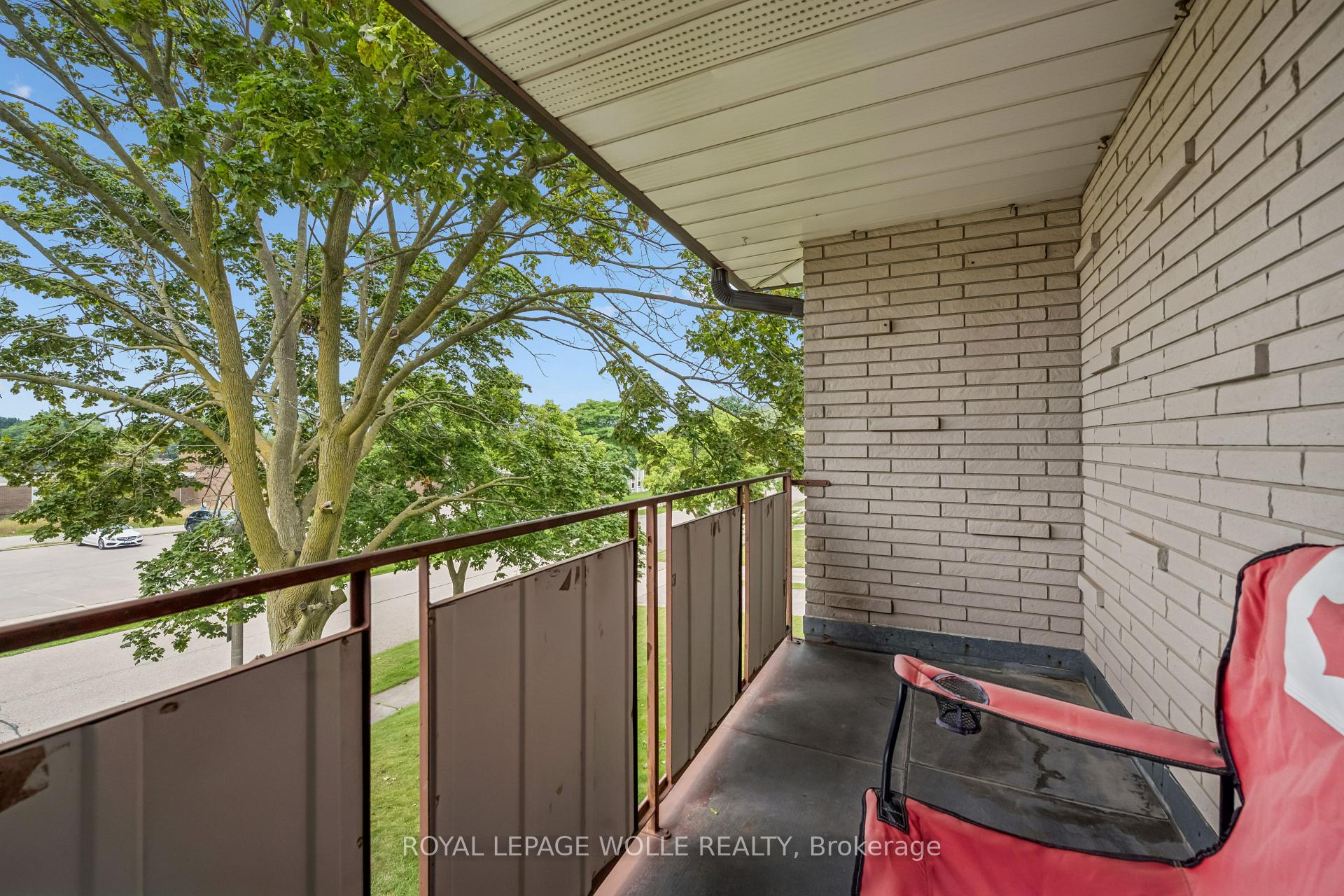 Photo 30 of 101 Secord Avenue, Kitchener, Heritage Park - Kitchener — HOMEH
