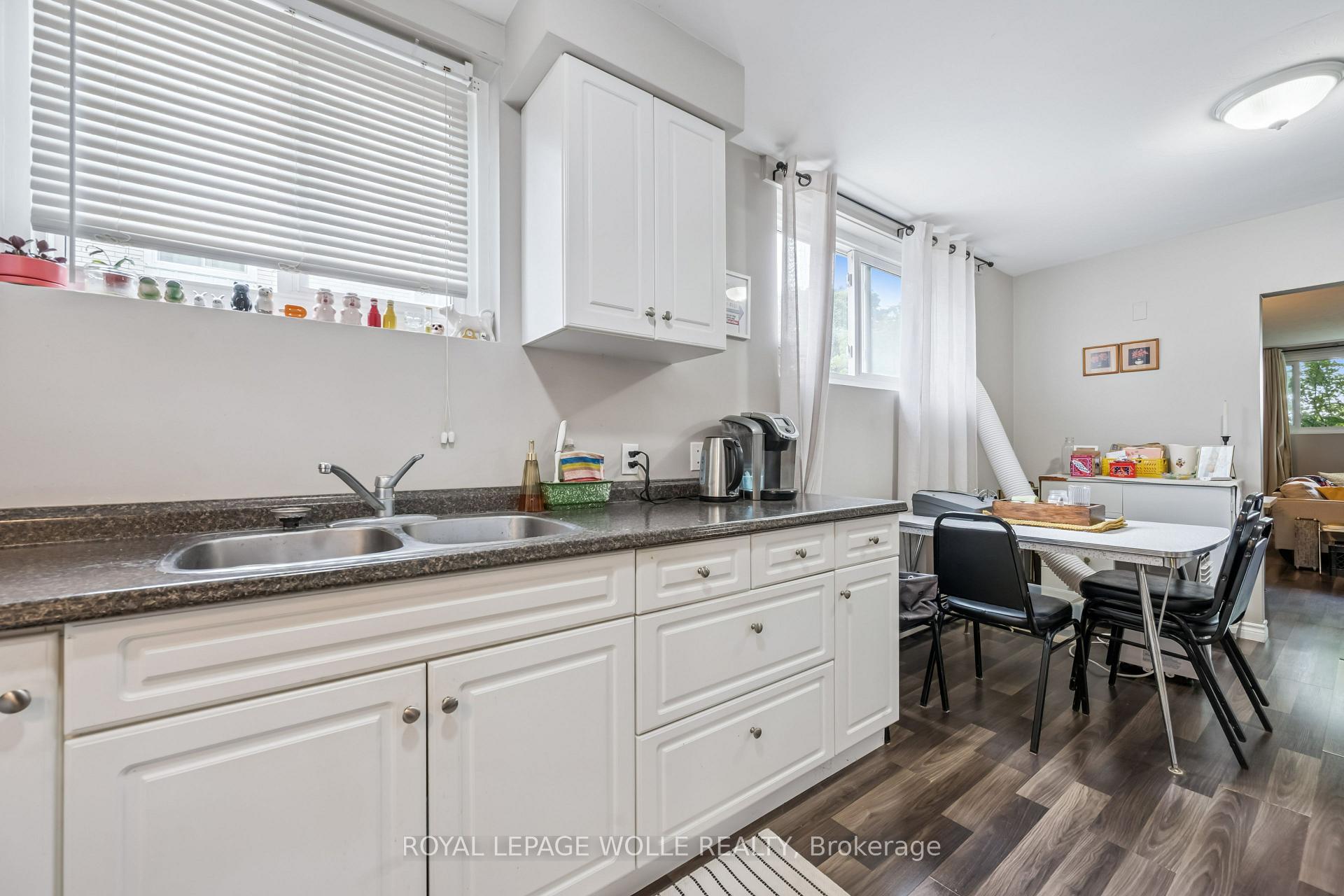 Photo 36 of 101 Secord Avenue, Kitchener, Heritage Park - Kitchener — HOMEH