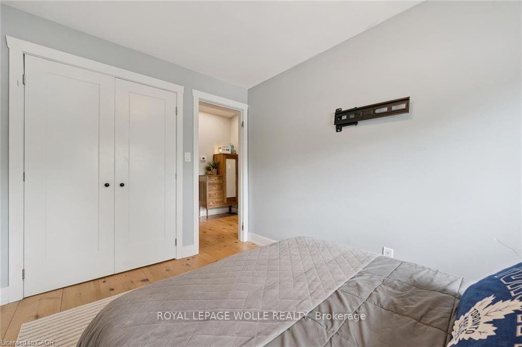 Photo 20 of 647 Brant Waterloo Road, North Dumfries, Ayr — HOMEH