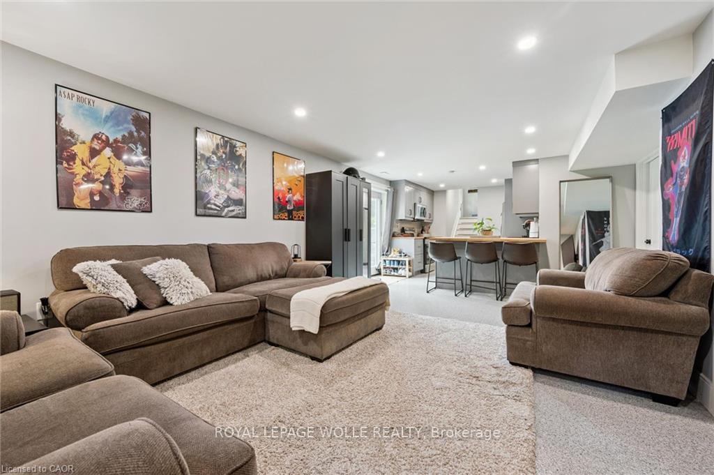 Photo 30 of 647 Brant Waterloo Road, North Dumfries, Ayr — HOMEH