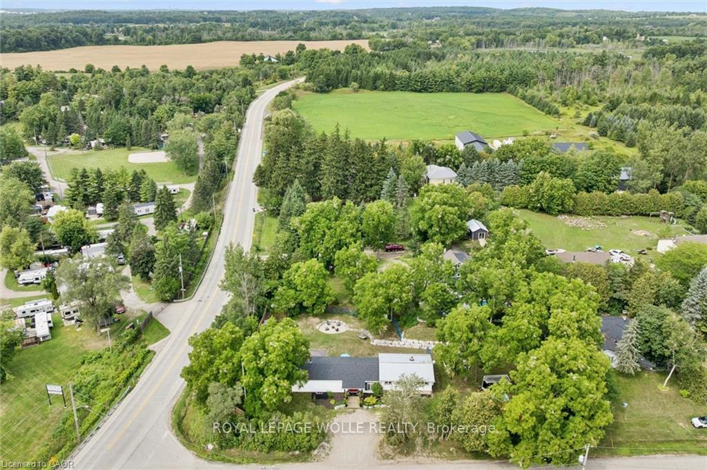 Photo 45 of 647 Brant Waterloo Road, North Dumfries, Ayr — HOMEH