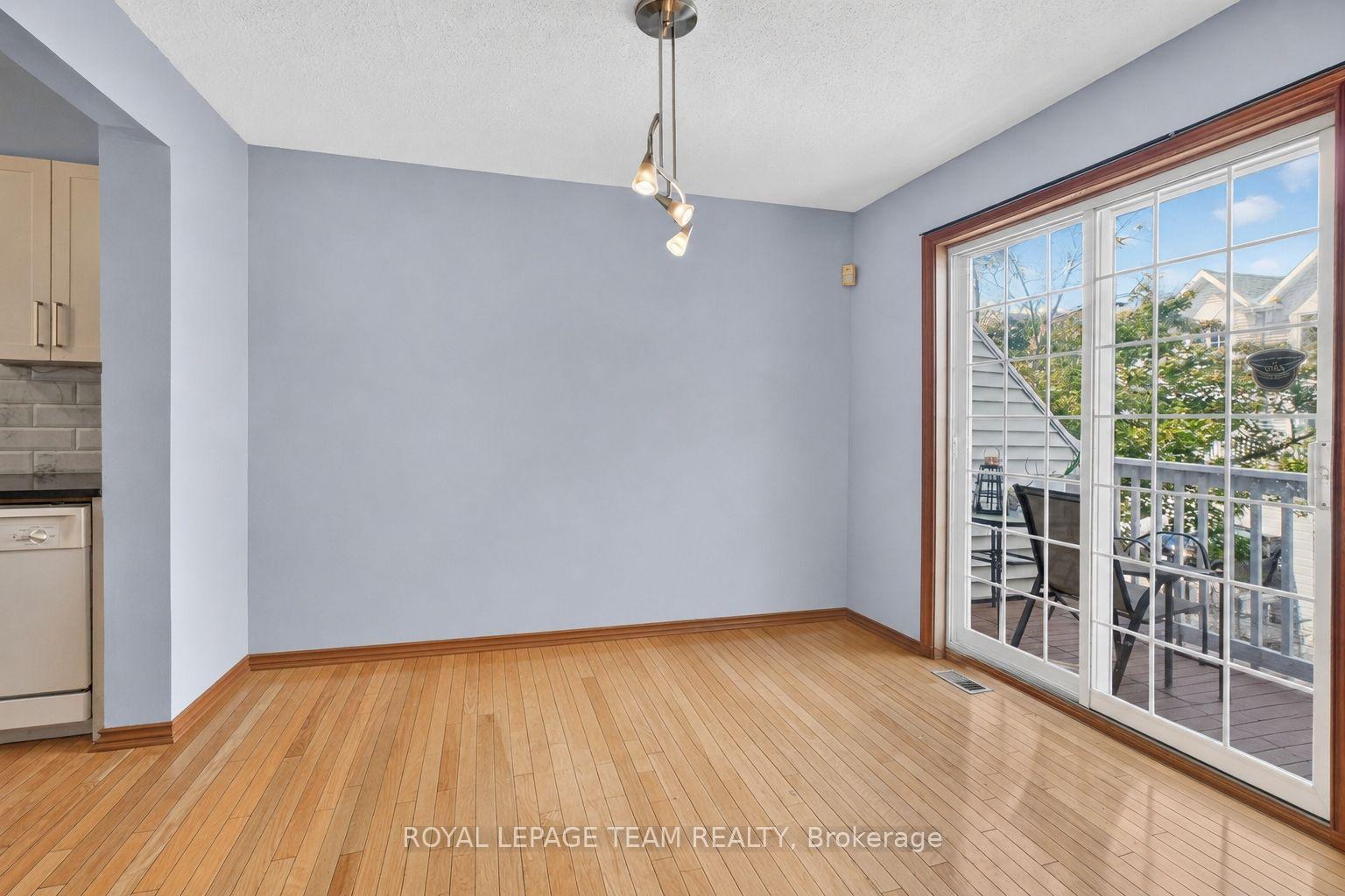 Photo 4 of Unit 100, 78 Castlegreen Private, Ottawa, Hunt Club Park/Greenboro — HOMEH