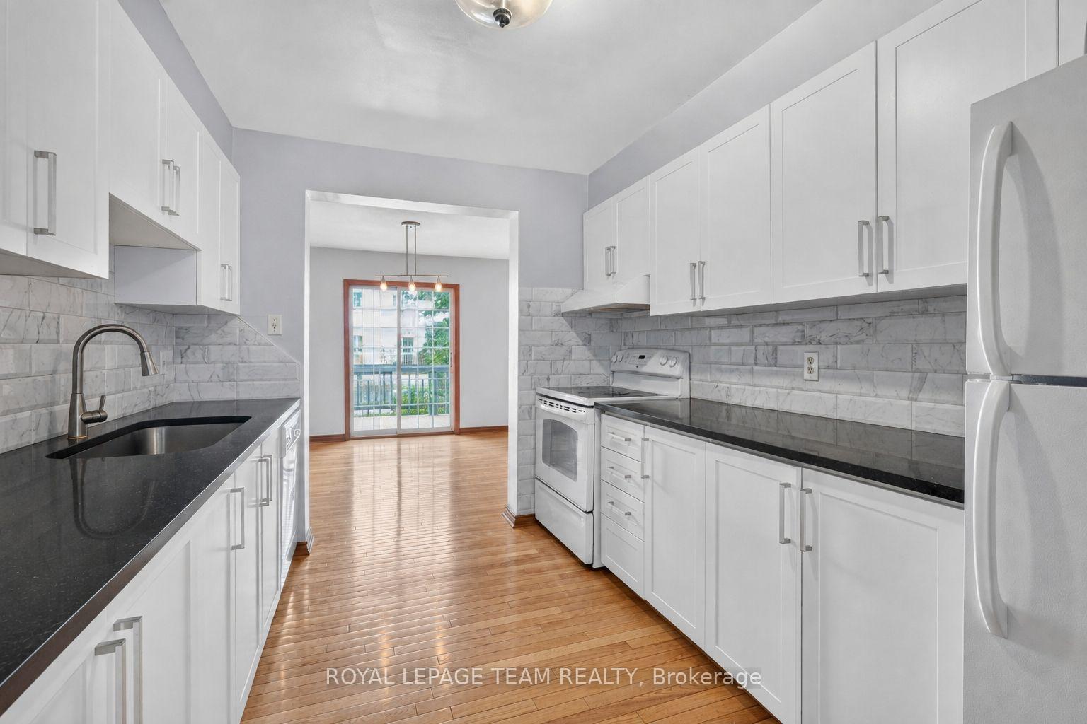 Photo 9 of Unit 100, 78 Castlegreen Private, Ottawa, Hunt Club Park/Greenboro — HOMEH
