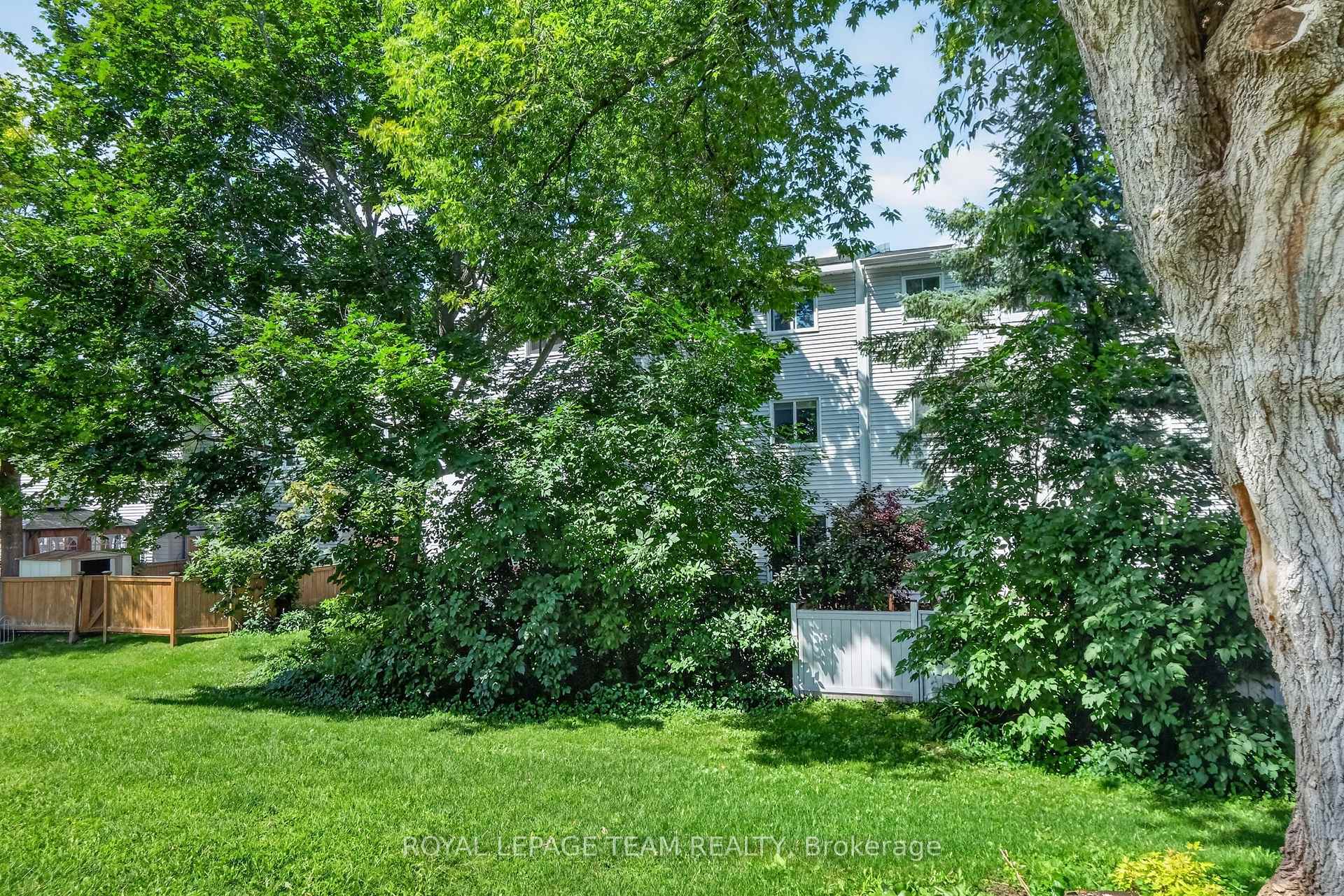 Photo 32 of Unit 100, 78 Castlegreen Private, Ottawa, Hunt Club Park/Greenboro — HOMEH