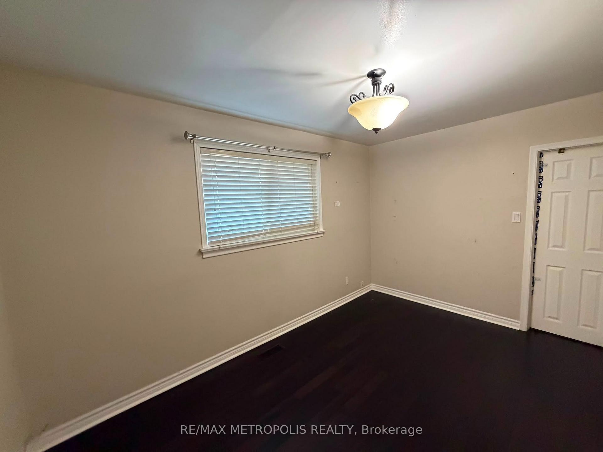Photo 22 of Unit Upper, 37 Carlyle Crescent, Brampton, Brampton East — HOMEH