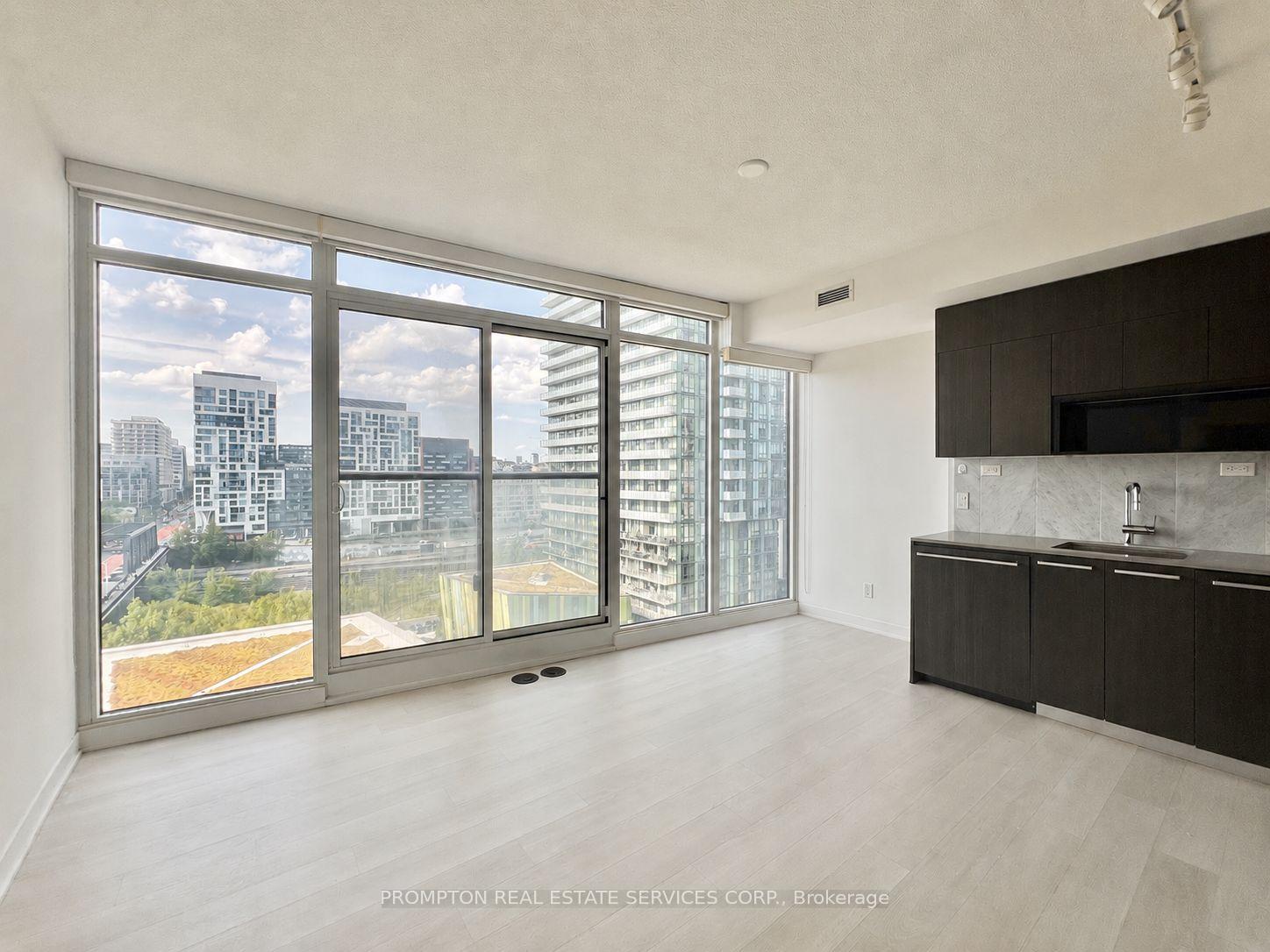 Front of Unit 1105, 80 Queens Wharf Road