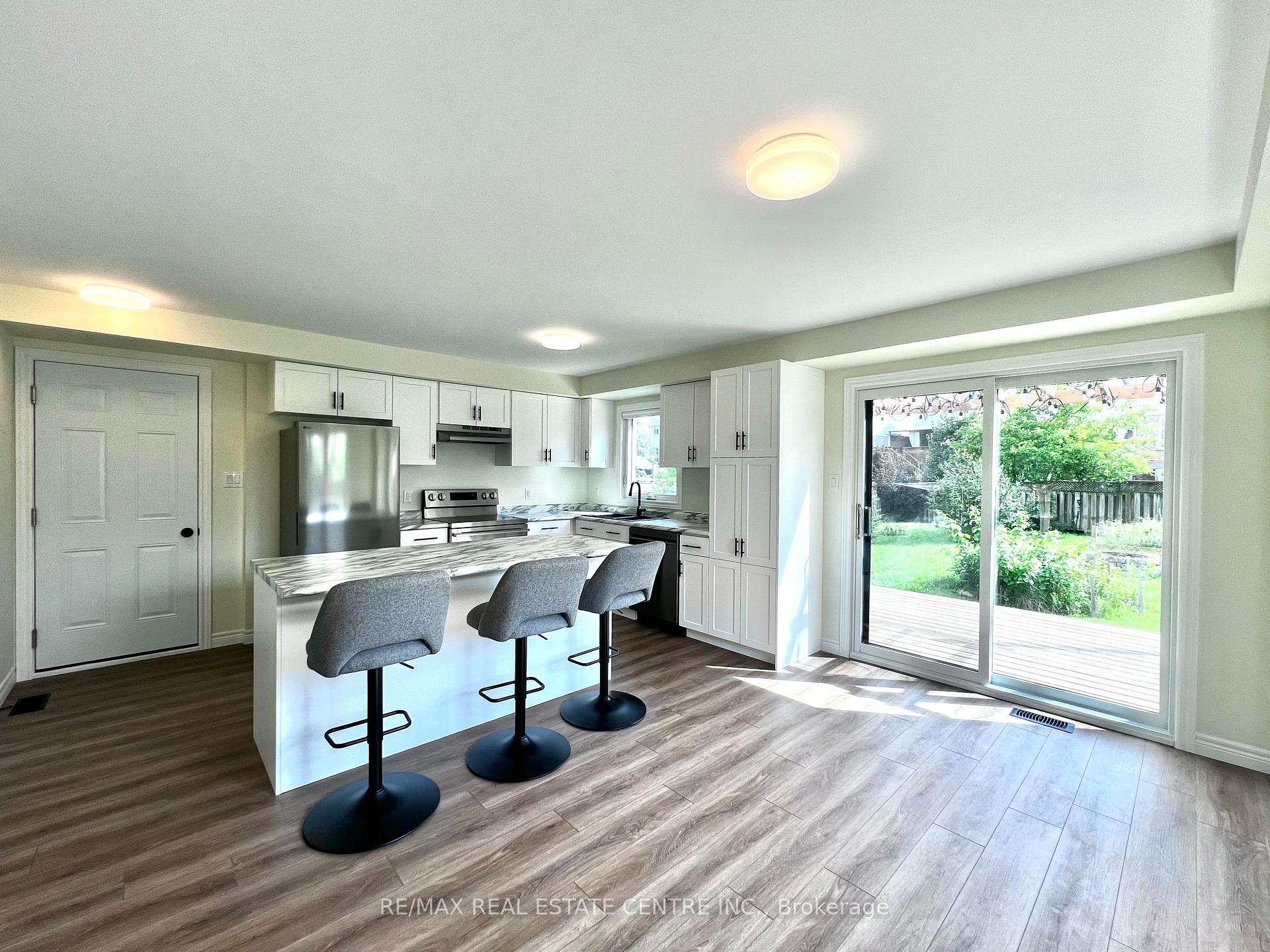 Photo 39 of 716 Russel Court, Shelburne — HOMEH