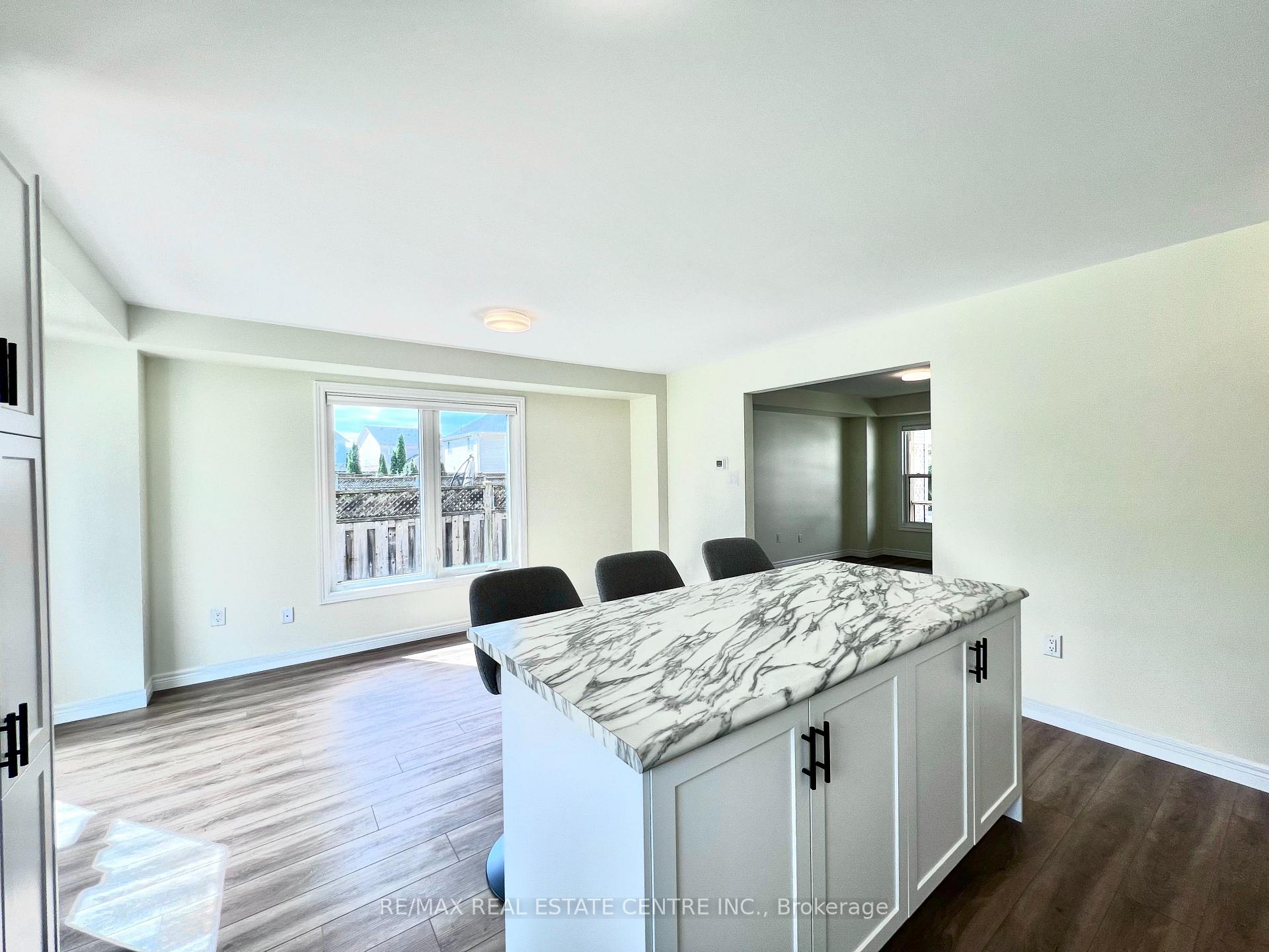 Photo 41 of 716 Russel Court, Shelburne — HOMEH