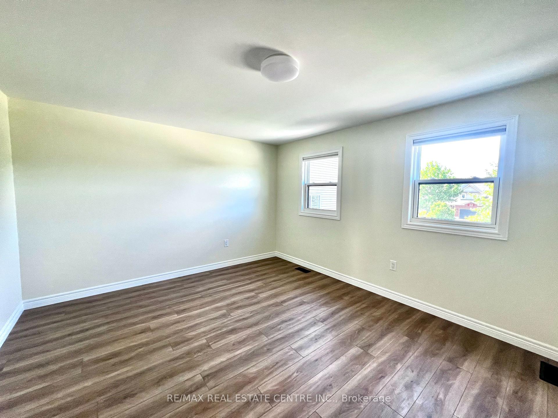 Photo 46 of 716 Russel Court, Shelburne — HOMEH