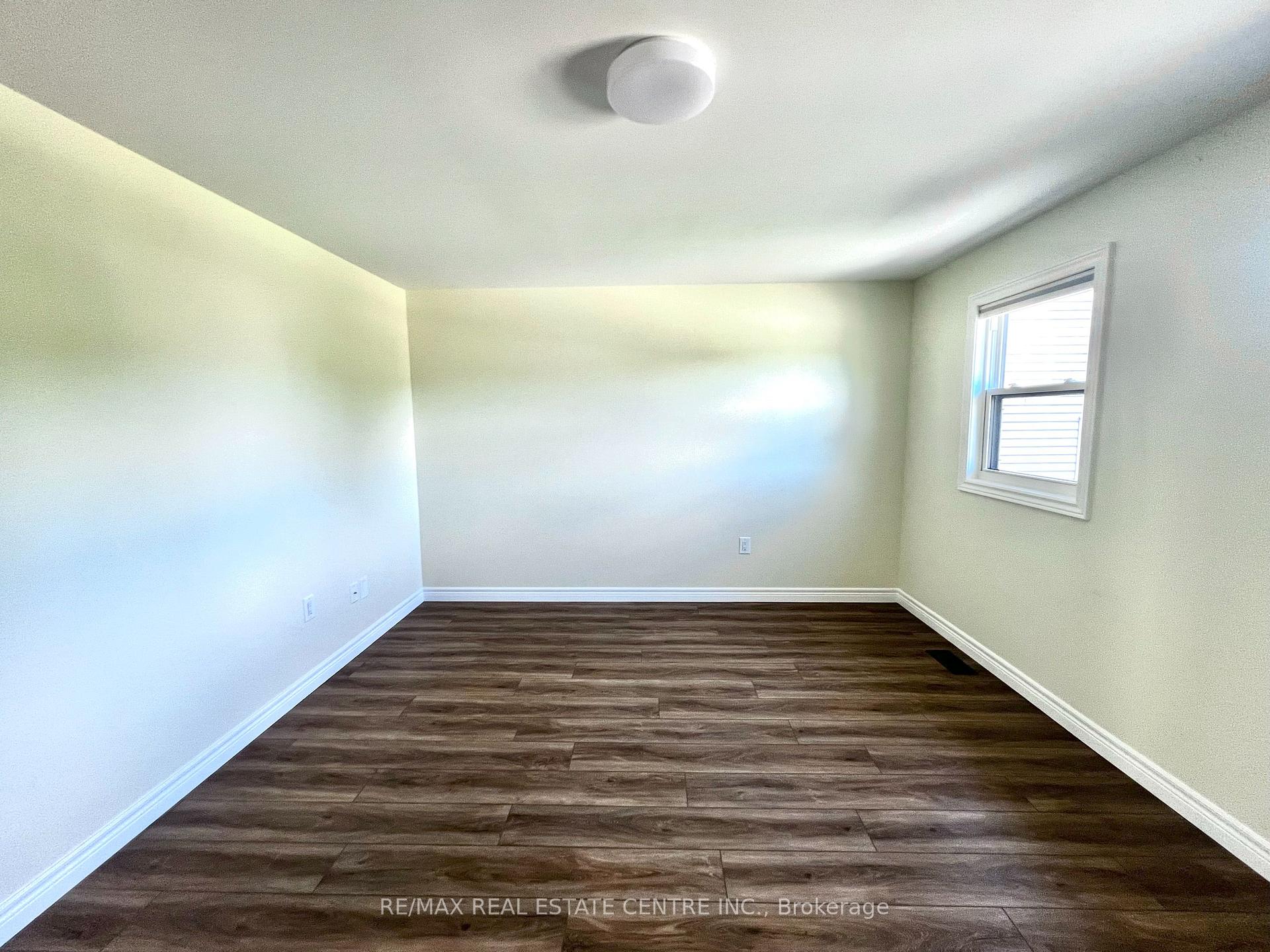 Photo 47 of 716 Russel Court, Shelburne — HOMEH