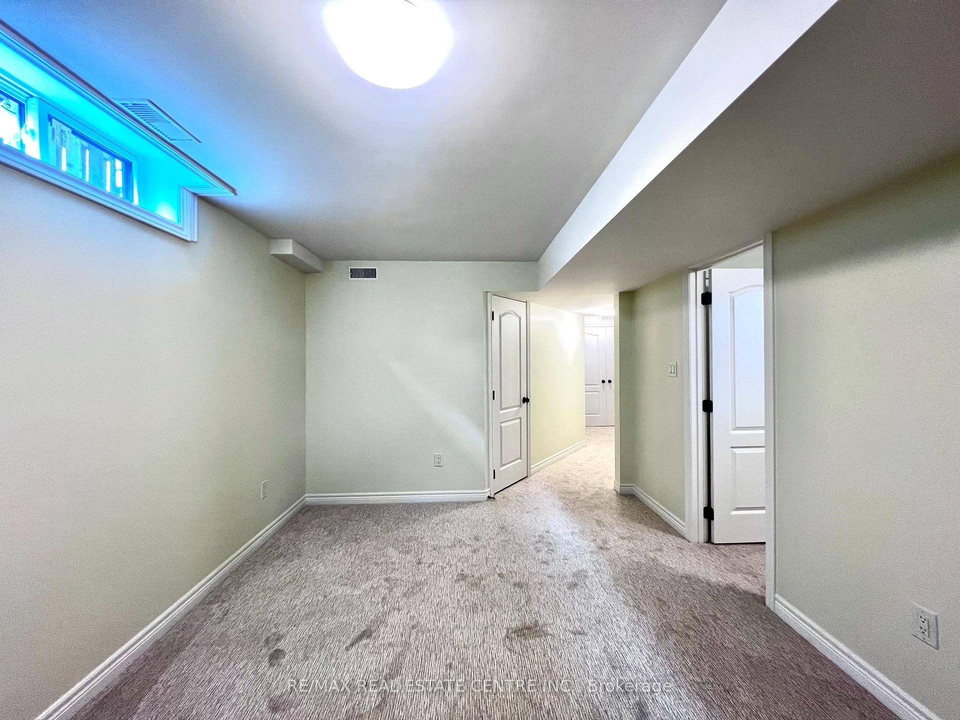 Photo 67 of 716 Russel Court, Shelburne — HOMEH