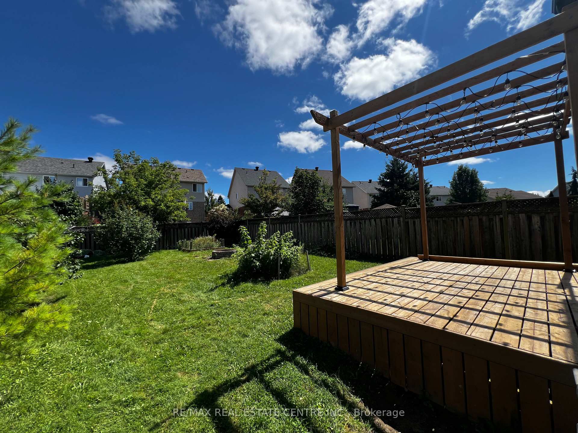 Photo 74 of 716 Russel Court, Shelburne — HOMEH