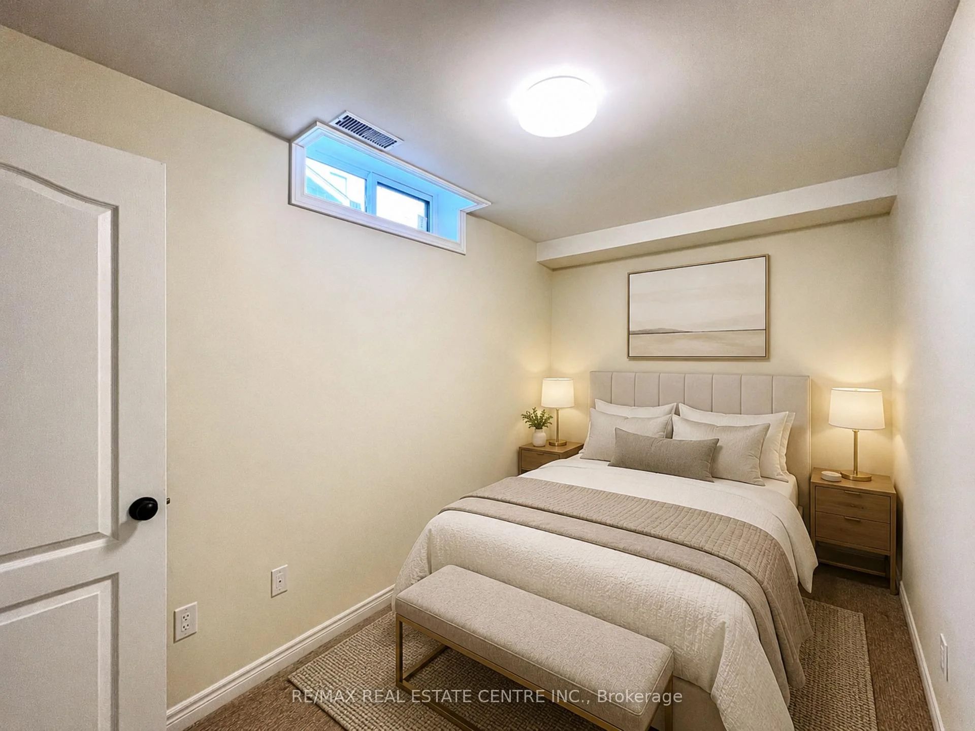 Photo 26 of 716 Russel Court, Shelburne — HOMEH