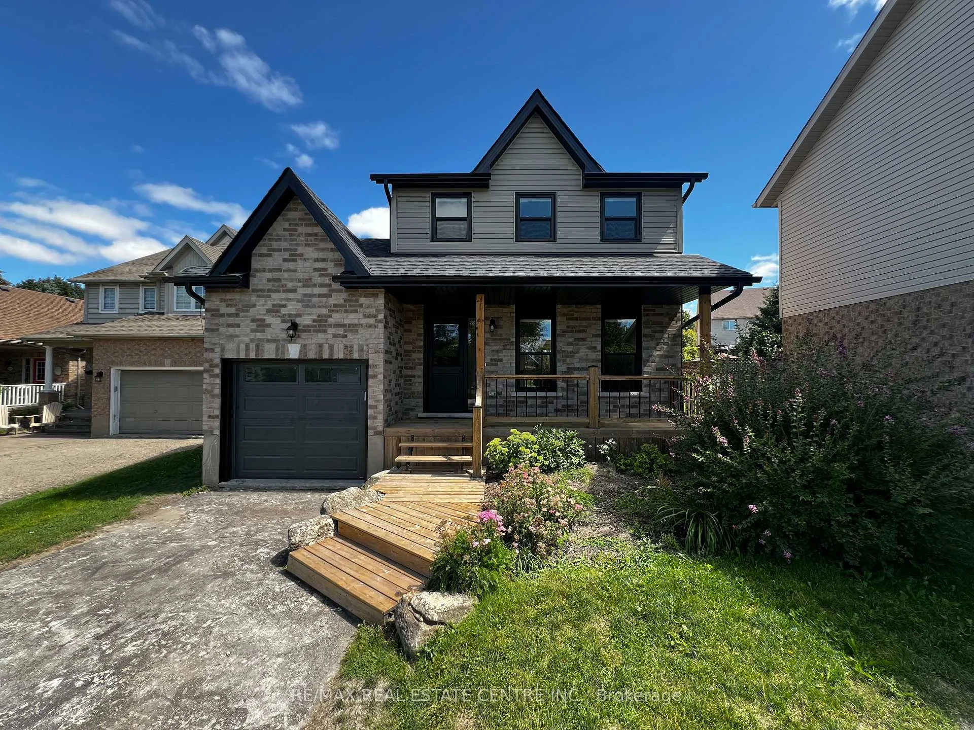 Photo 11 of 716 Russel Court, Shelburne — HOMEH