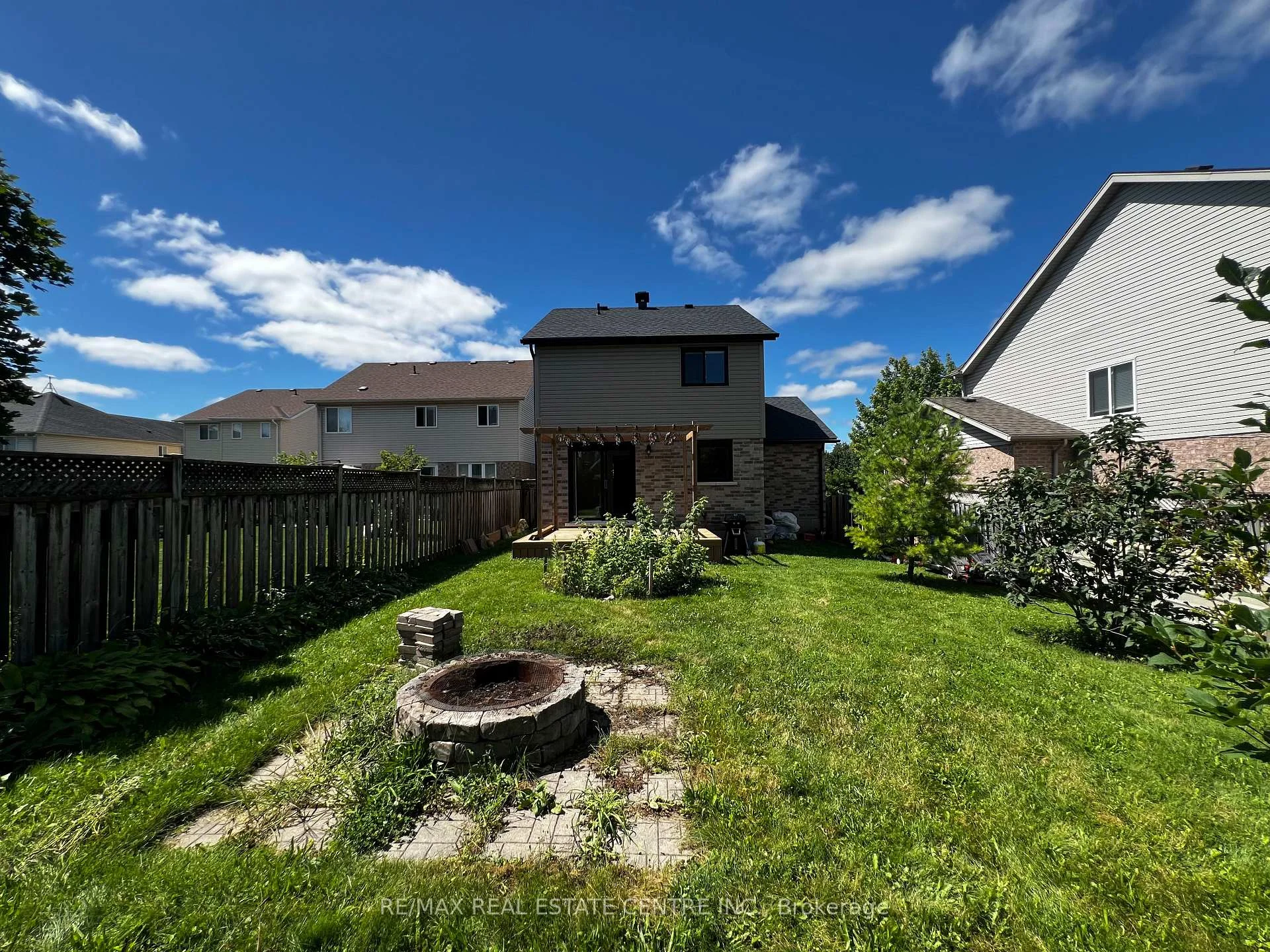 Photo 58 of 716 Russel Court, Shelburne — HOMEH