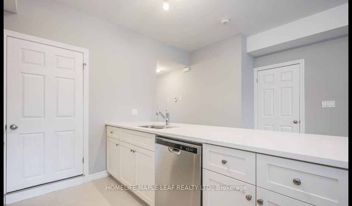 Photo 10 of 180 Oat Lane, Kitchener, Cedar Hill — HOMEH