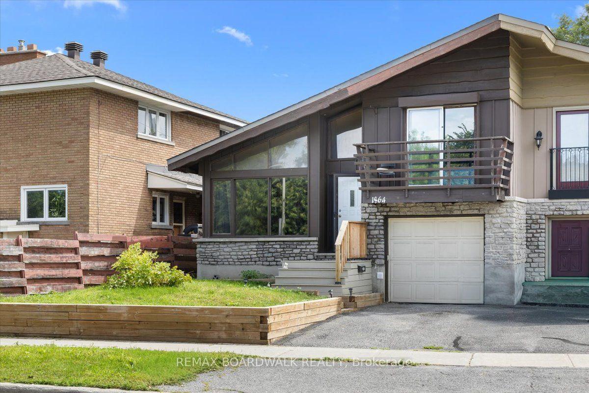 Photo 2 of 1864 Lenester Avenue W, Ottawa, McKellar Heights/Glabar Park — HOMEH
