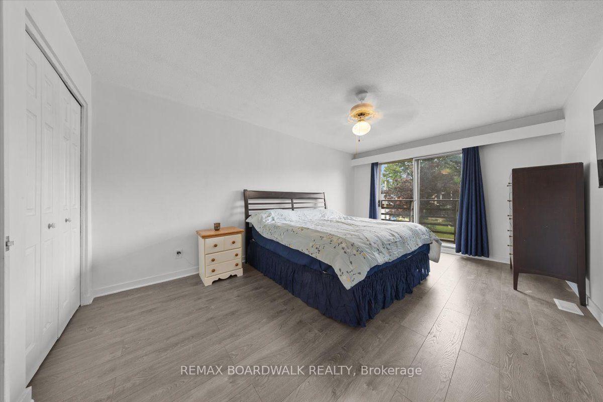 Photo 19 of 1864 Lenester Avenue W, Ottawa, McKellar Heights/Glabar Park — HOMEH