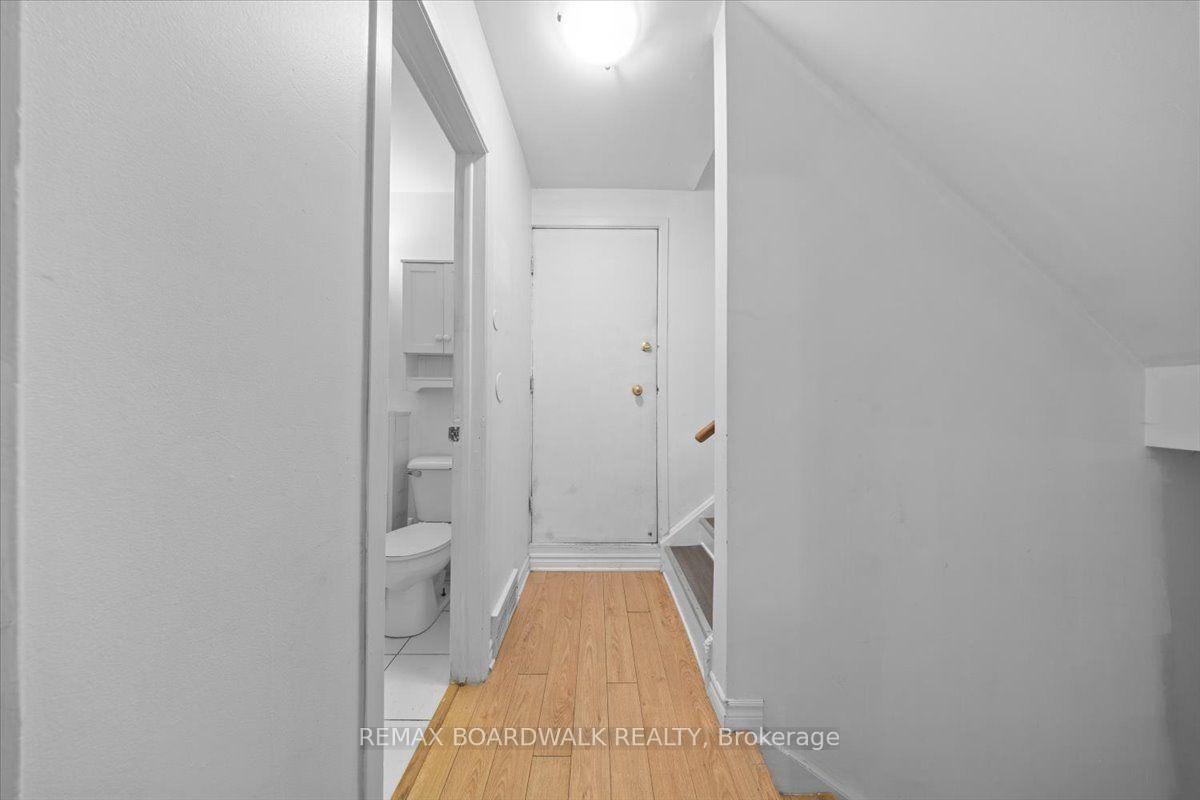 Photo 28 of 1864 Lenester Avenue W, Ottawa, McKellar Heights/Glabar Park — HOMEH