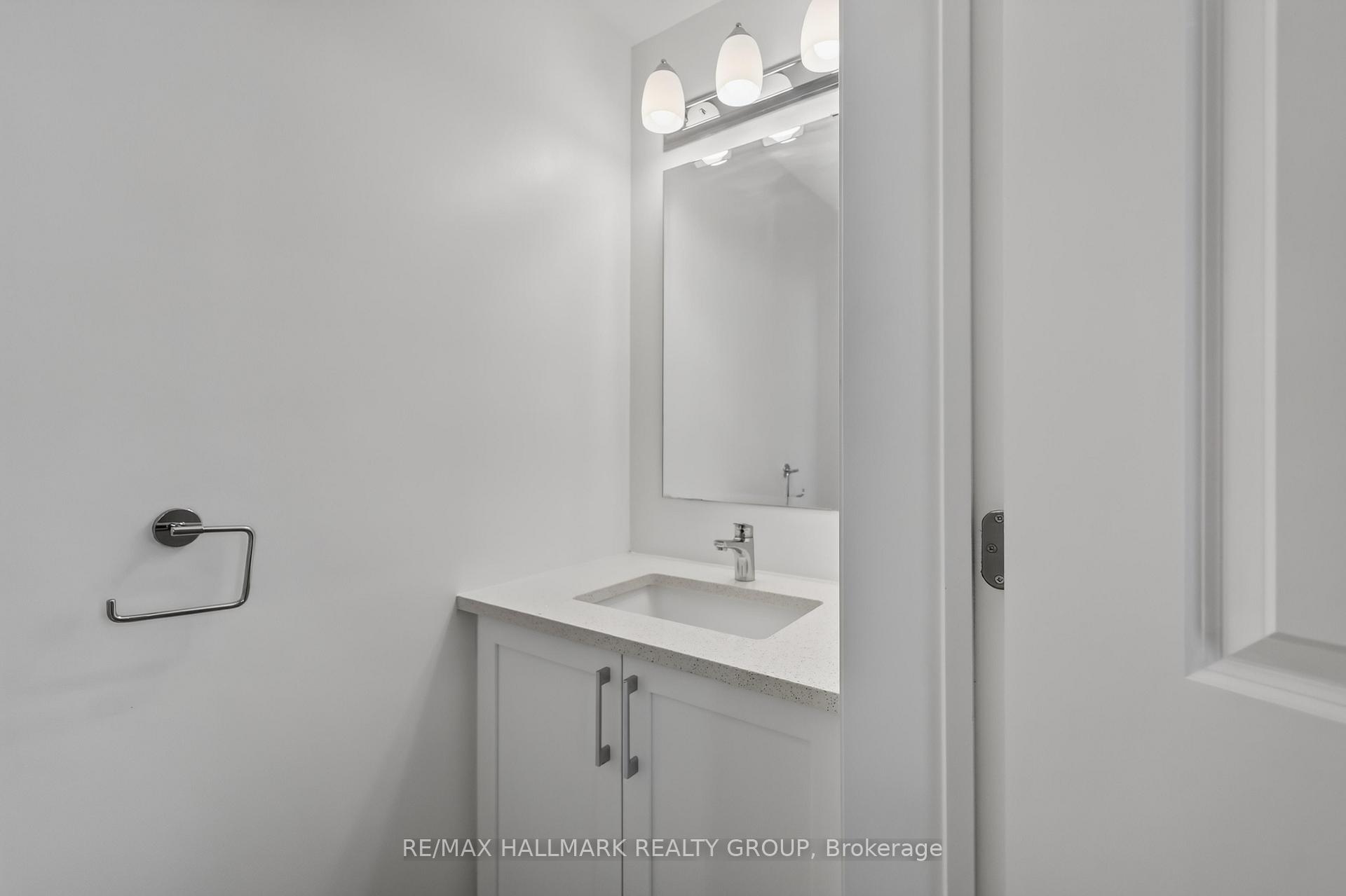 Photo 17 of 312 Shepperton Street, Ottawa, Avalon East — HOMEH