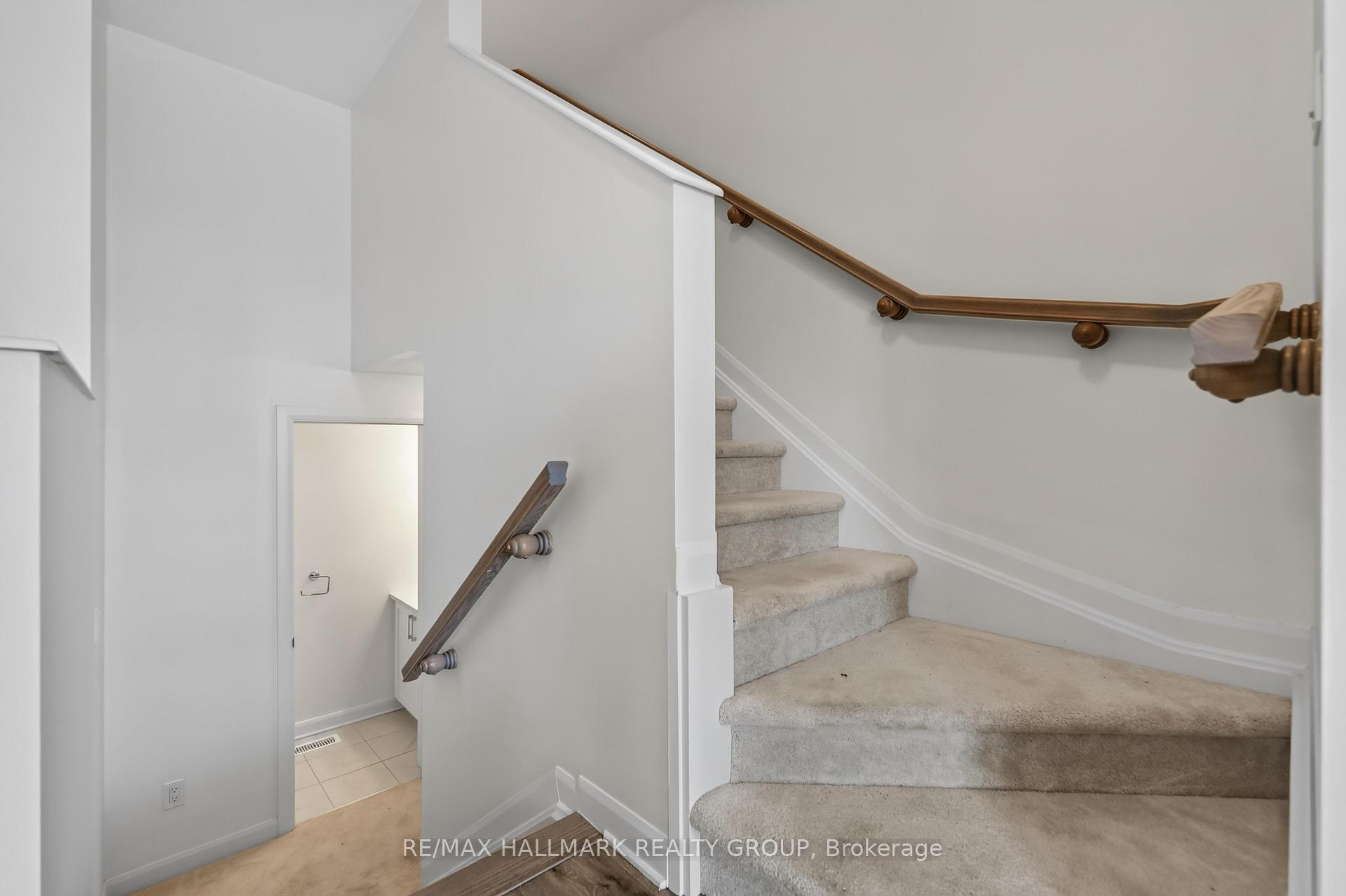 Photo 18 of 312 Shepperton Street, Ottawa, Avalon East — HOMEH