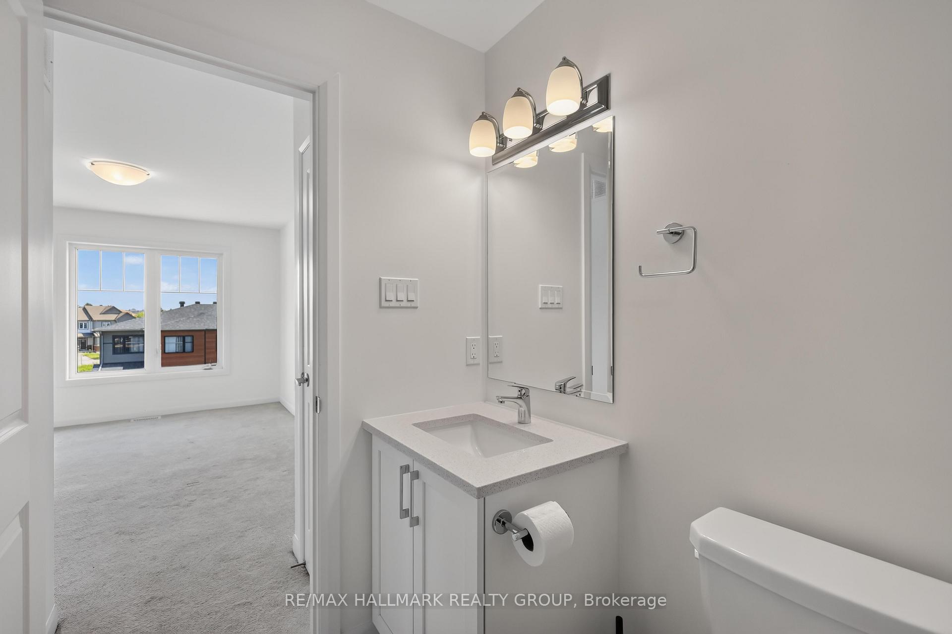 Photo 25 of 312 Shepperton Street, Ottawa, Avalon East — HOMEH
