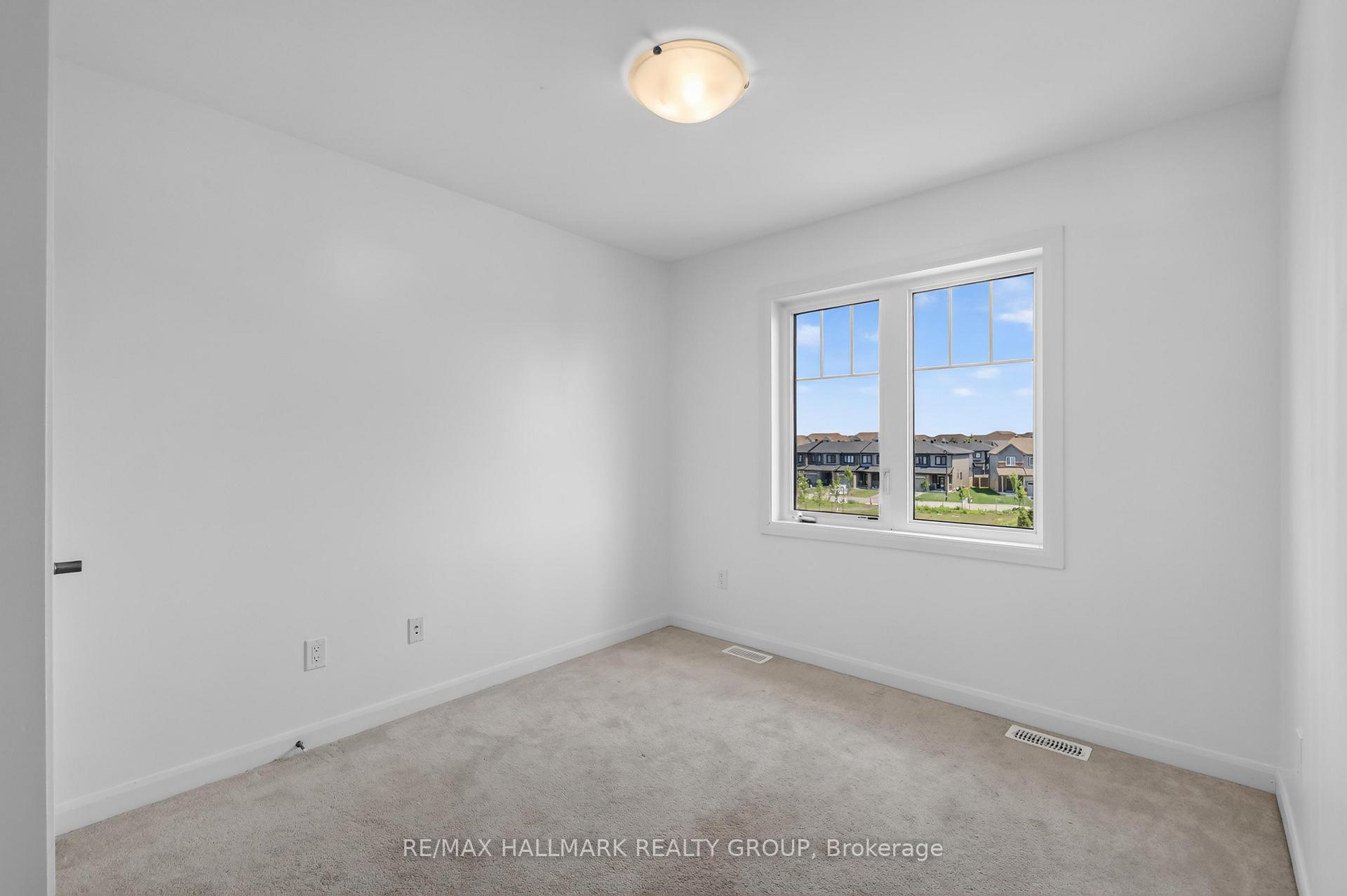 Photo 27 of 312 Shepperton Street, Ottawa, Avalon East — HOMEH
