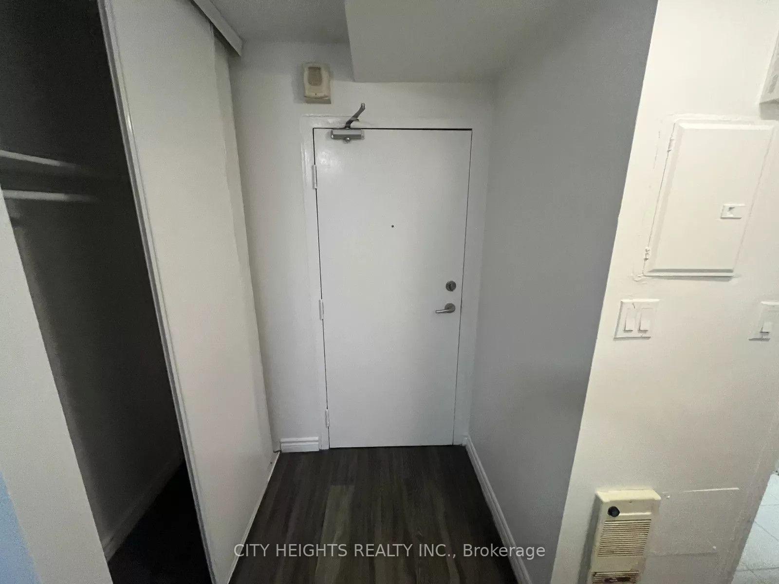 Photo 12 of Unit 109, 294 Chandler Drive, Kitchener, Laurentian Hills — HOMEH