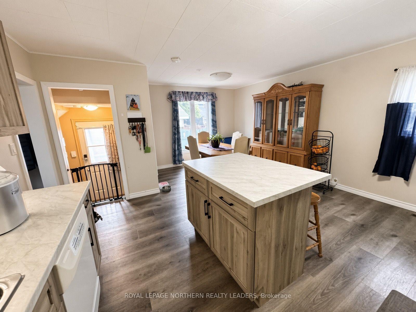 Photo 7 of 53 Columbus Avenue, Timmins, TS - SW — HOMEH