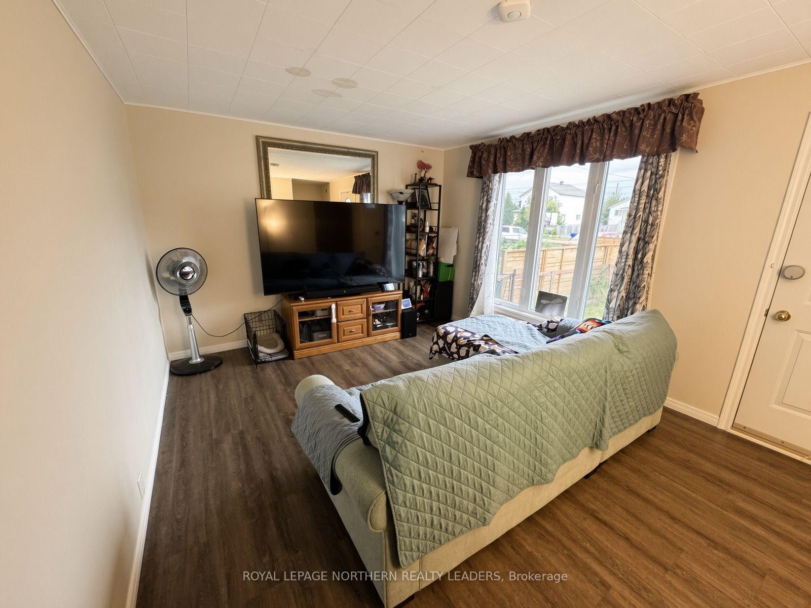 Photo 10 of 53 Columbus Avenue, Timmins, TS - SW — HOMEH