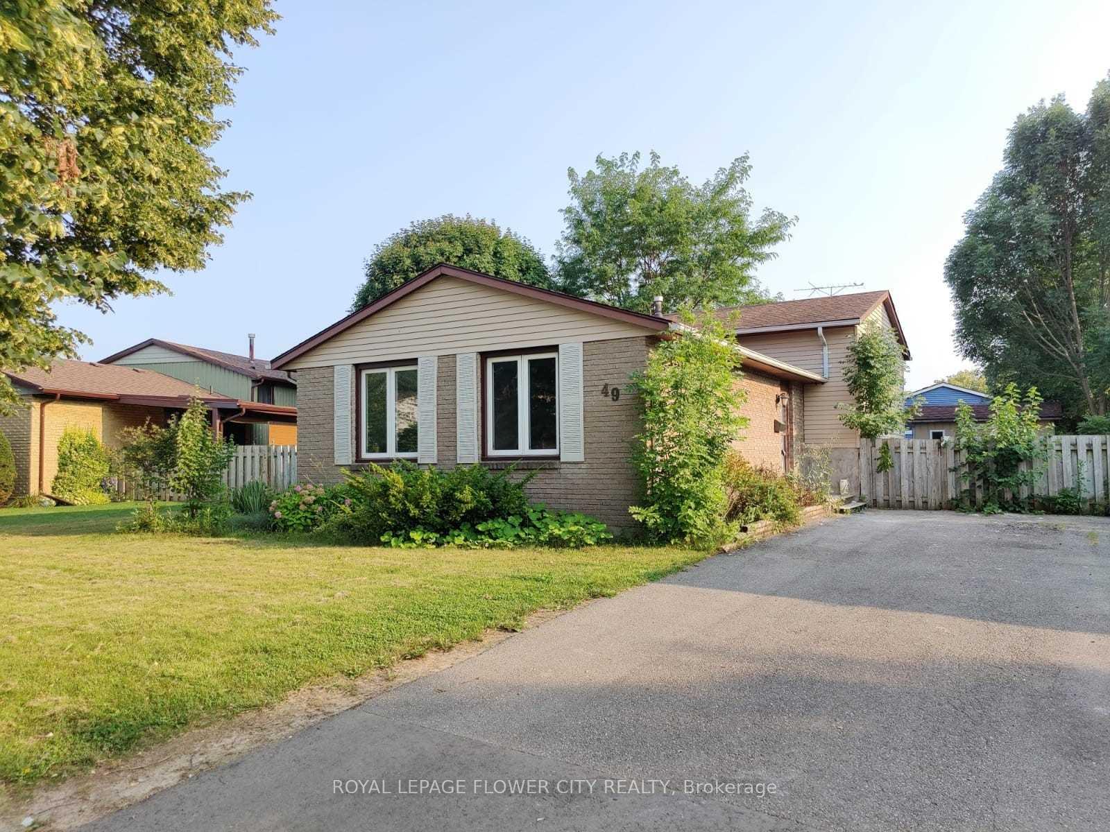 Photo 4 of 49 Mccrae Drive, Welland, N. Welland — HOMEH
