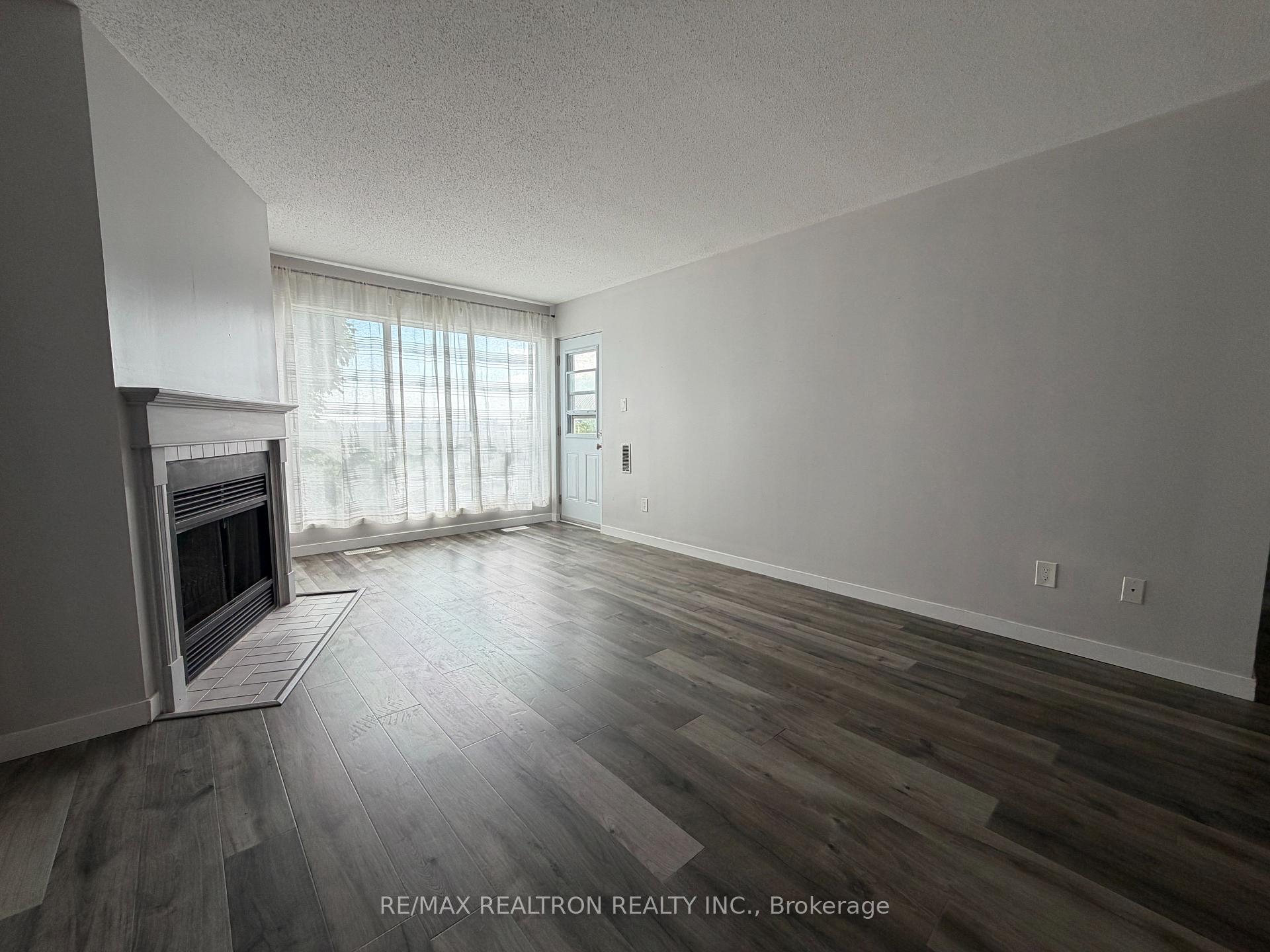 Photo 21 of Unit 303, 126 Bell Farm Road, Barrie, Alliance — HOMEH